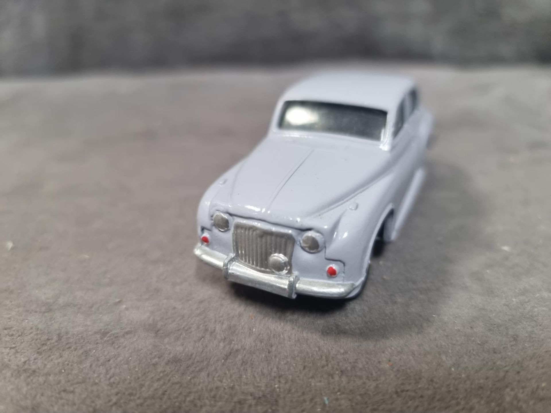 Corgi #204 Rover 90 Saloon Grey Body With Silver Trim 1956 - 1961 Unboxed Great Repaint - Image 3 of 4