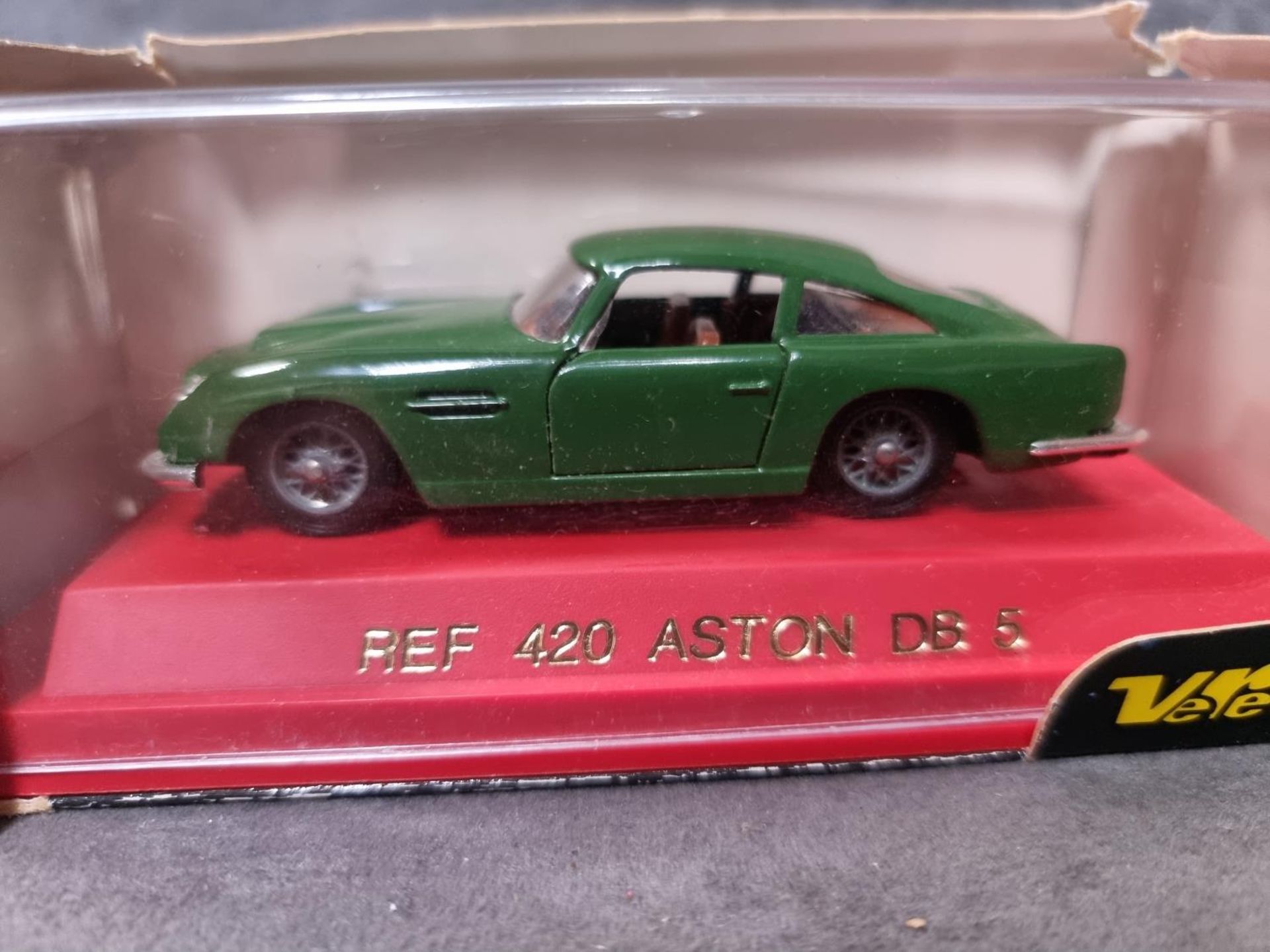 Verem #420 Aston DB5 Green With Brown Interior Diecast 1/43 Scale Model In Acrylic Case Verem Was - Image 2 of 2