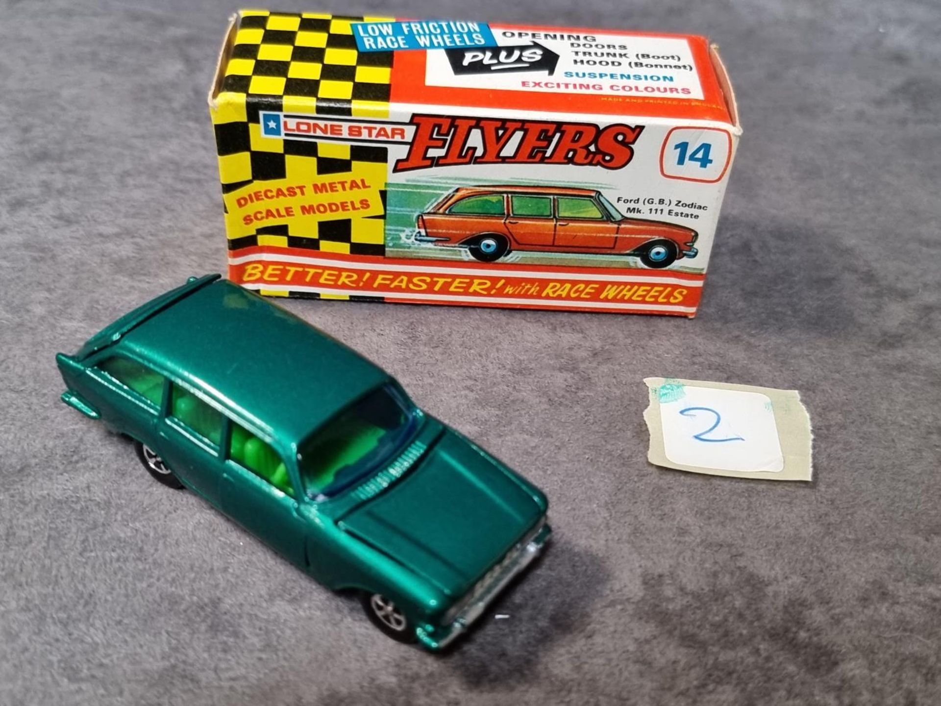 Lonestar Flyers #14 Ford ( GB) Zodiac MKII Estate Green Green Interior