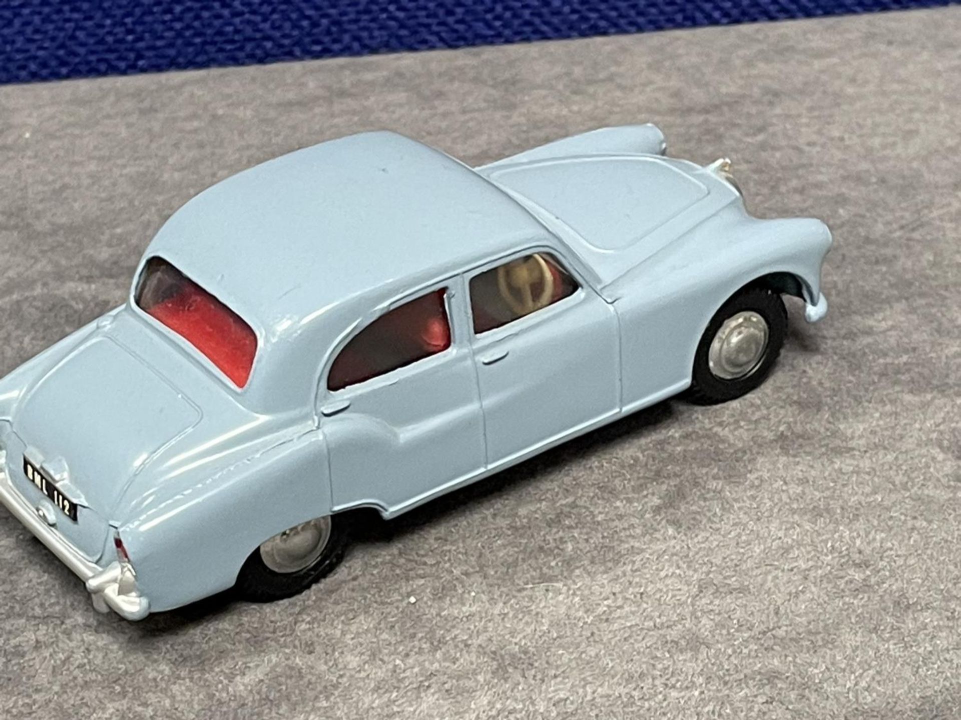 Spot-On #101 Armstrong Siddeley 236 Sapphire In Blue With Red Interior Mint Superb Model Unboxed - Bild 3 aus 6