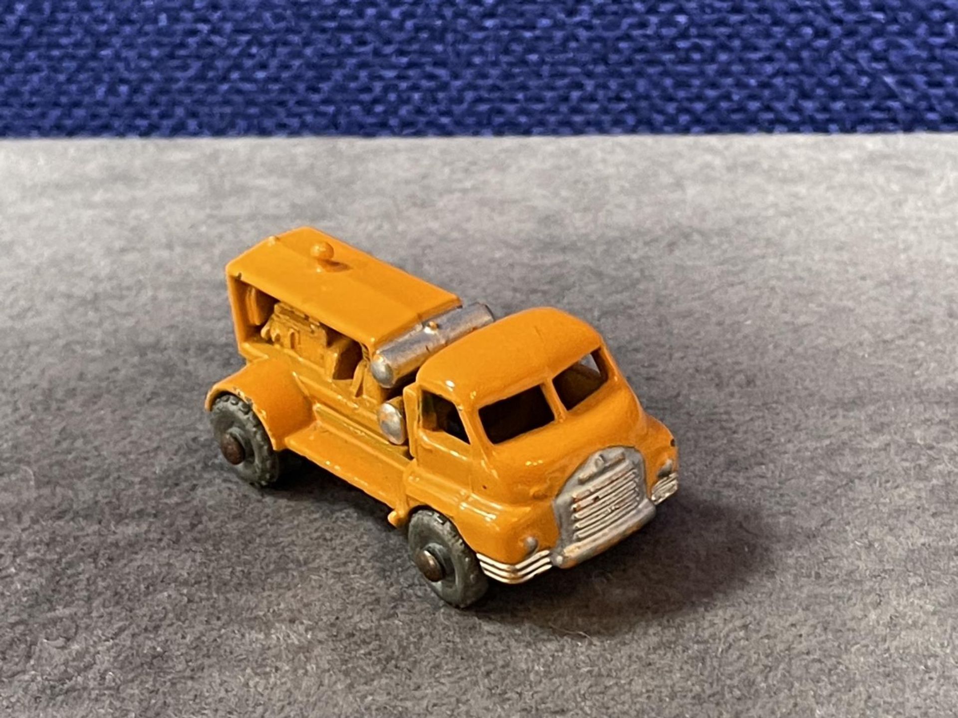 Moko Lesney #28a Bedford Compressor Lorry Orange Excellent Model With Tiny Pin Prick Chips Firm - Image 2 of 4