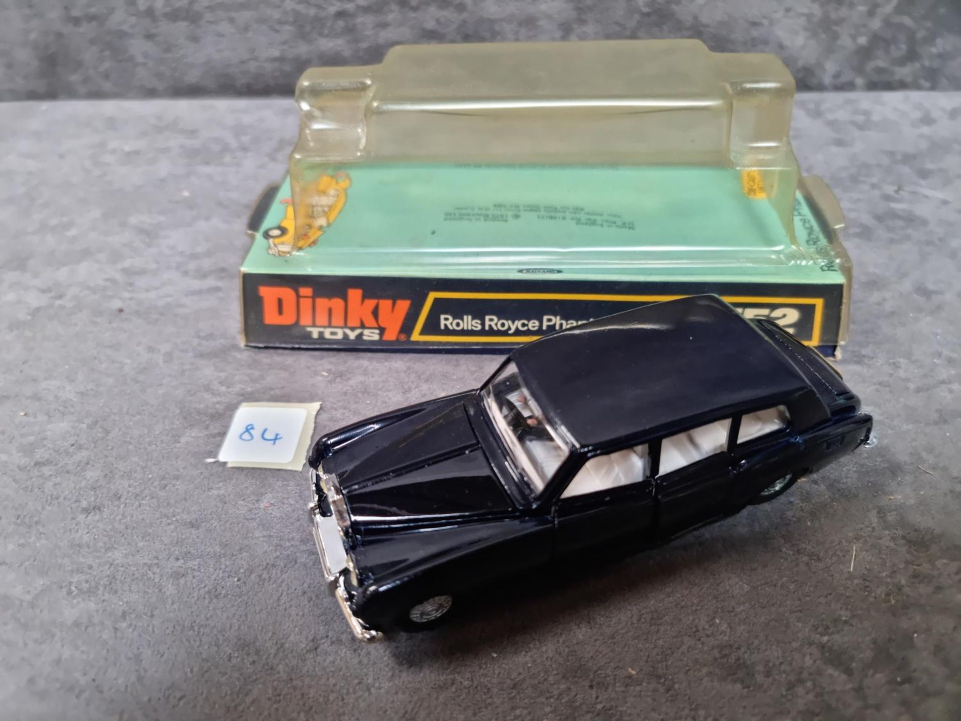 Dinky #152 Rolls Royce Phantom V In Blue With WHITE Interior Black Base And Driver Mint Model In