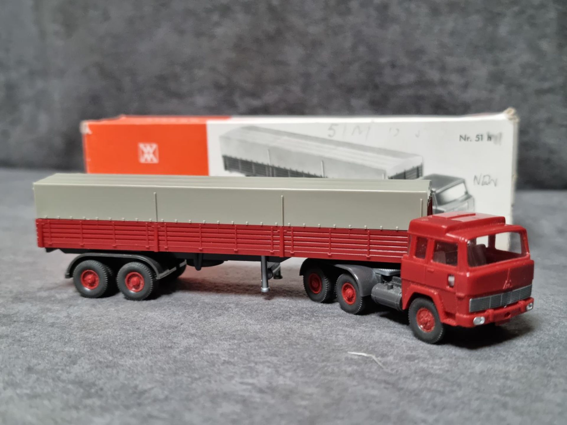 Wiking #51H 1972 Wiking Germany Ho Scale #51h Tractor Trailer Truck Diecast With Original Box - Image 2 of 2
