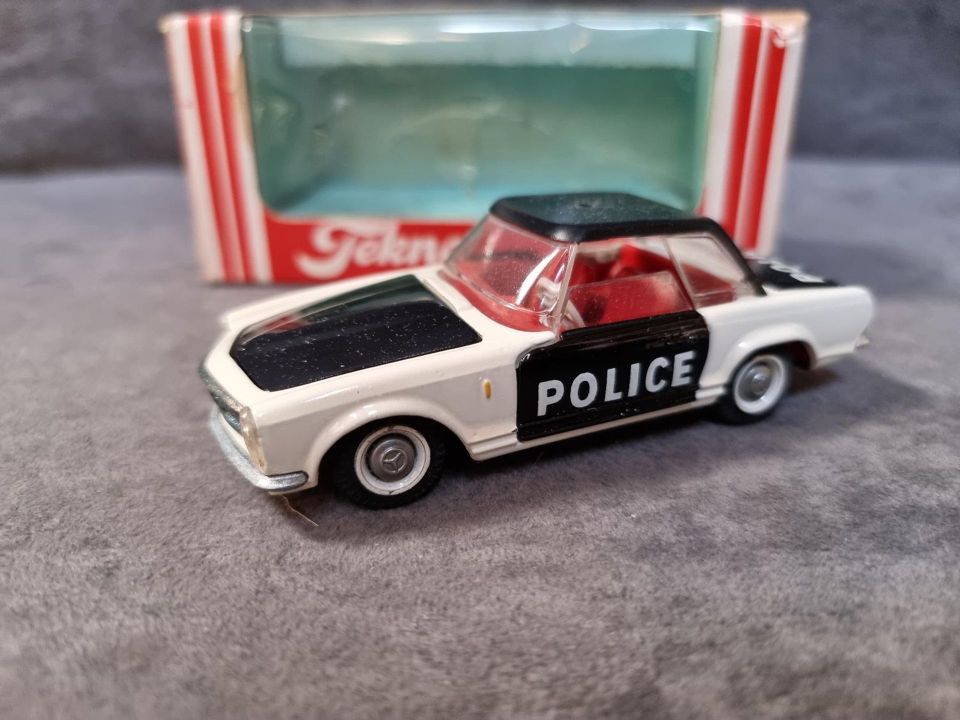 Tekno Diecast Rare #928 Mercedes 280 Police Car With Excellent Firm Box Made In Denmark - Image 2 of 2