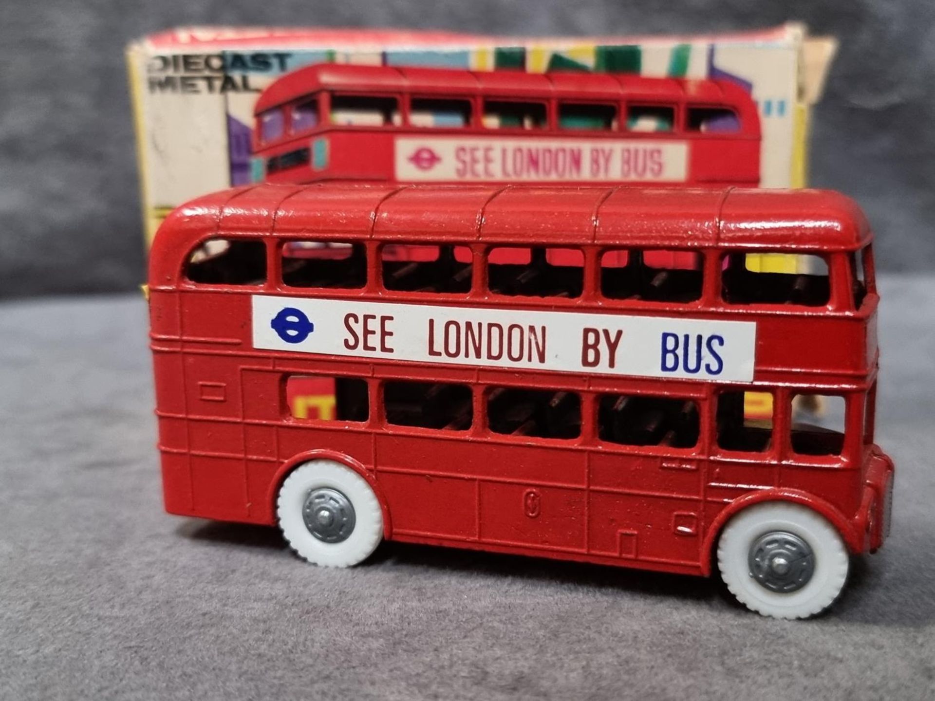 Lonestar #1259 Route Master Bus In Box See London By Bus Decals No 76 Victoria - Image 2 of 2