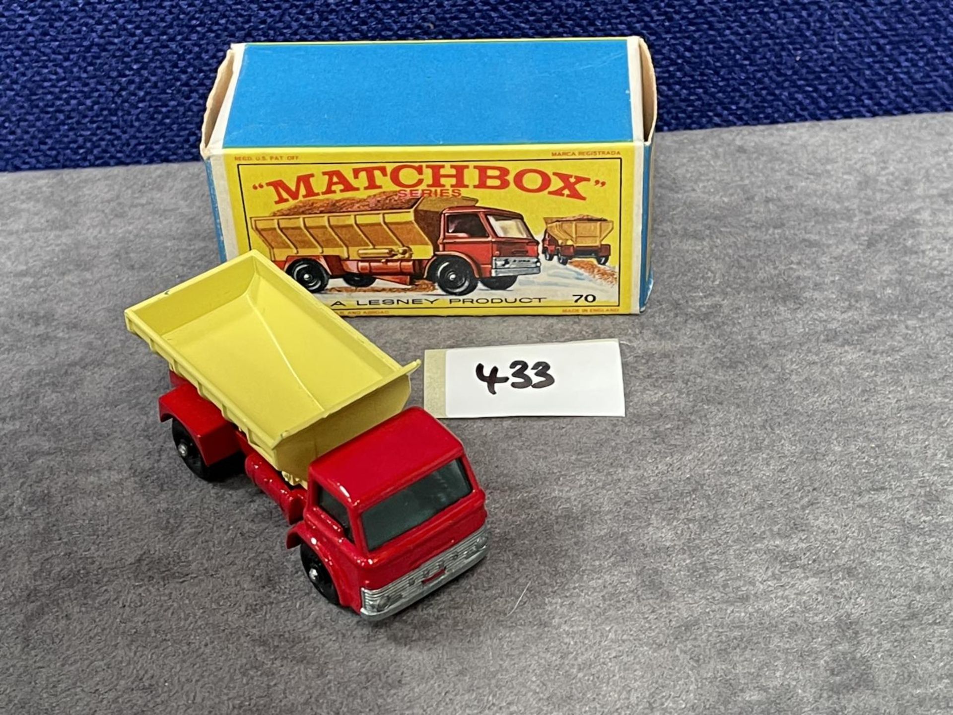 Matchbox Lesney #70b Grit Spreading Truck With Rare Grey Slide In The Truck Mint Model With Very