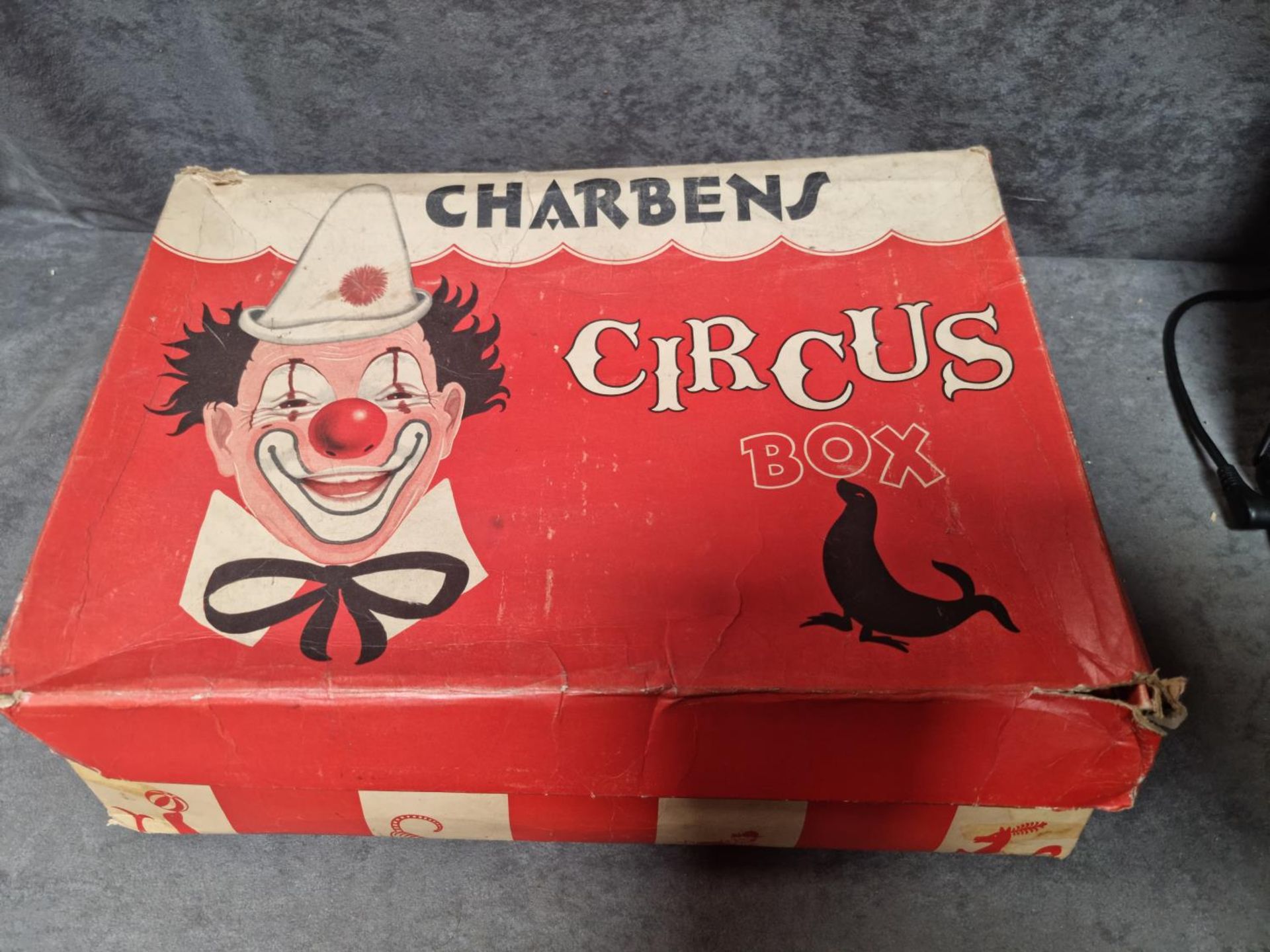 Extremely Rare 1962 Charbens Circus Display Box 2 x Elephants 4 x Circus Podiums 3 x Liberty - Image 6 of 9