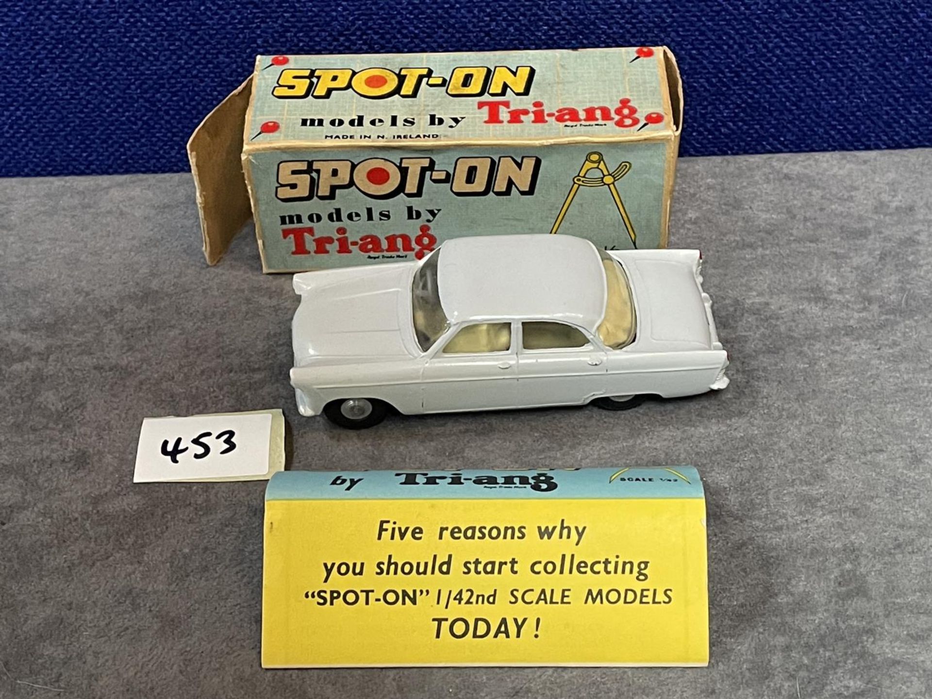 Spot-On #100 Ford Zodiac In Grey With Leaflet Virtually Mint 1 Tiny Chip In A Good Box End Flap &