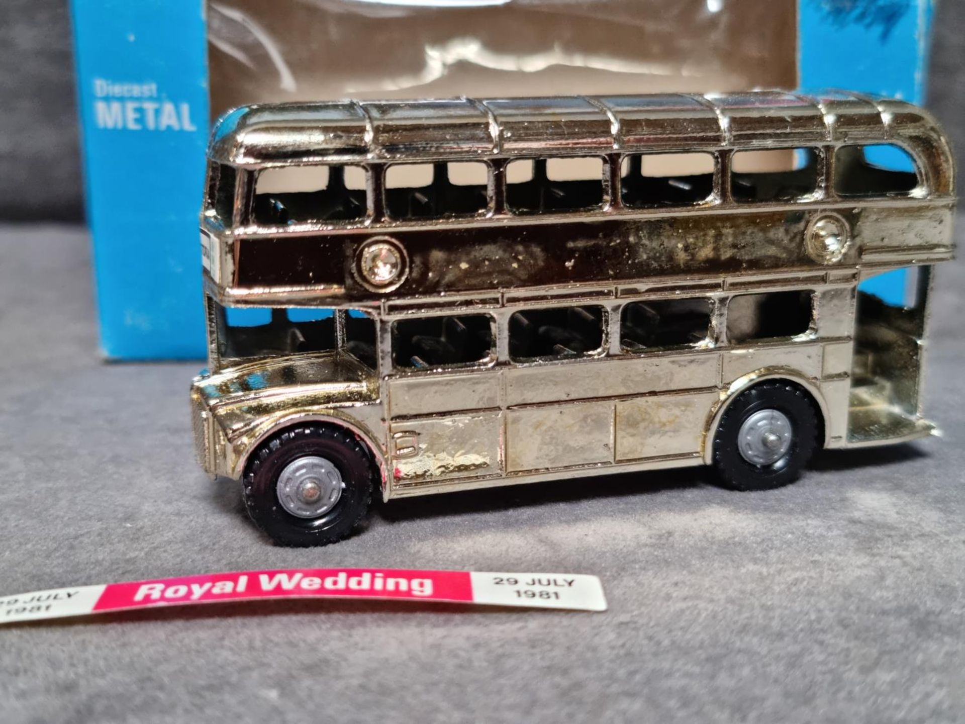 Lonestar #1808 Royal Wedding Souvenir Bus In Box Decals Not Attached #29 Victoria - Image 2 of 2