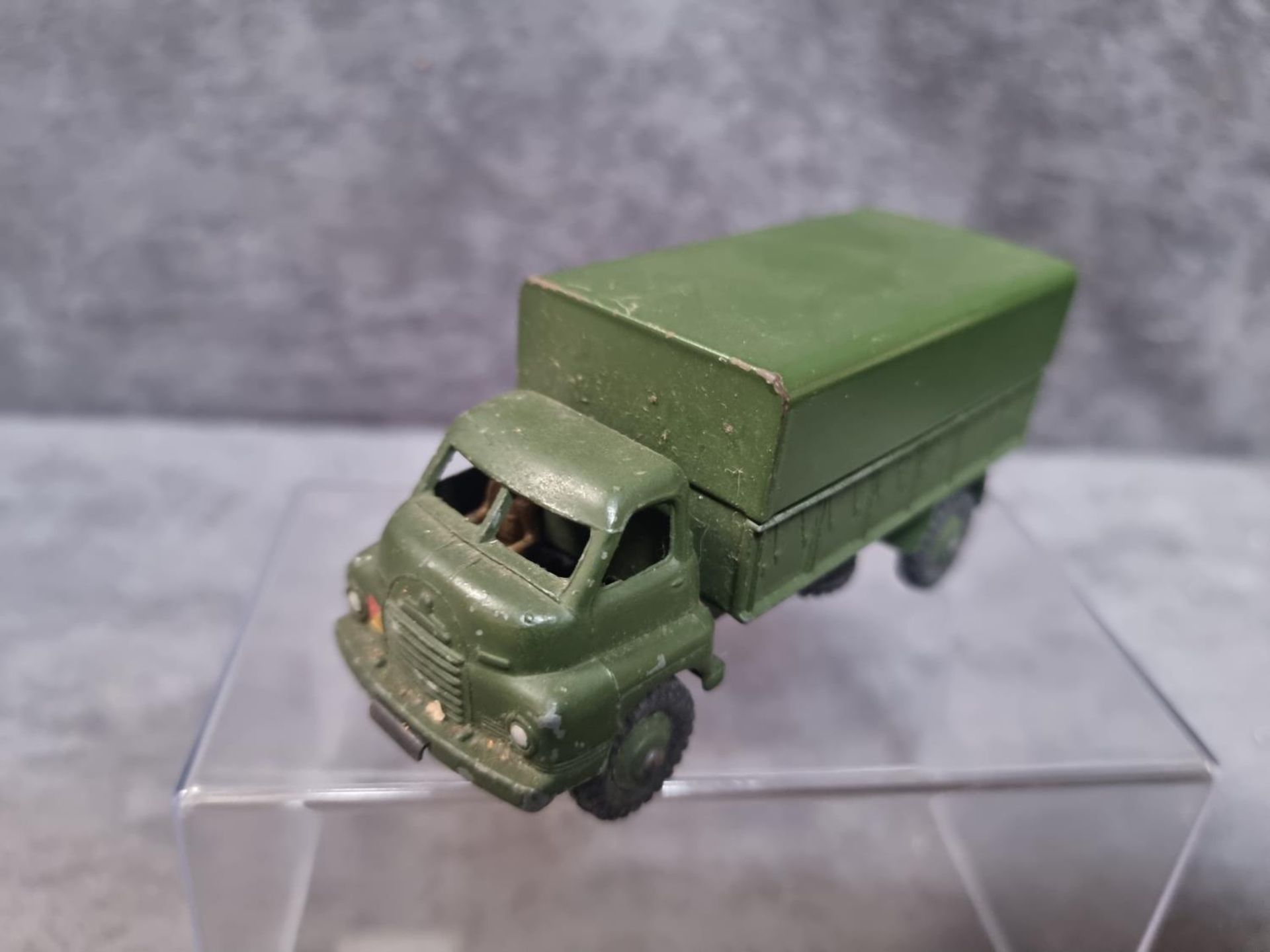 Dinky #621 3 Ton Army Wagon Green - With Driver 1955-1960 Model Nr Mint With A Couple Of Box Rubs - Image 3 of 3