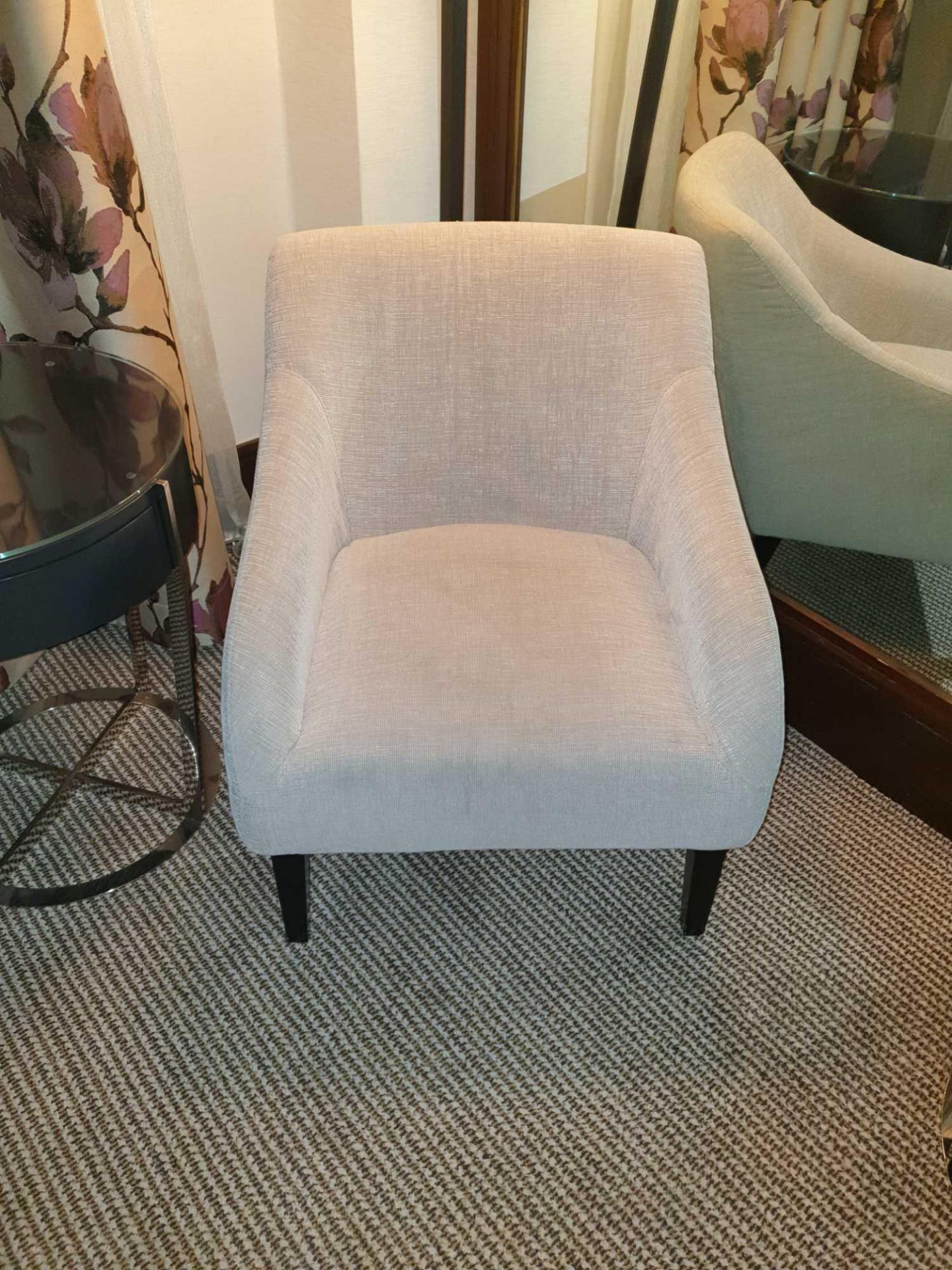 Cream Cotton Fabric Armchair With Wooden Legs 82 x 50 X 74 ( Loc 430)