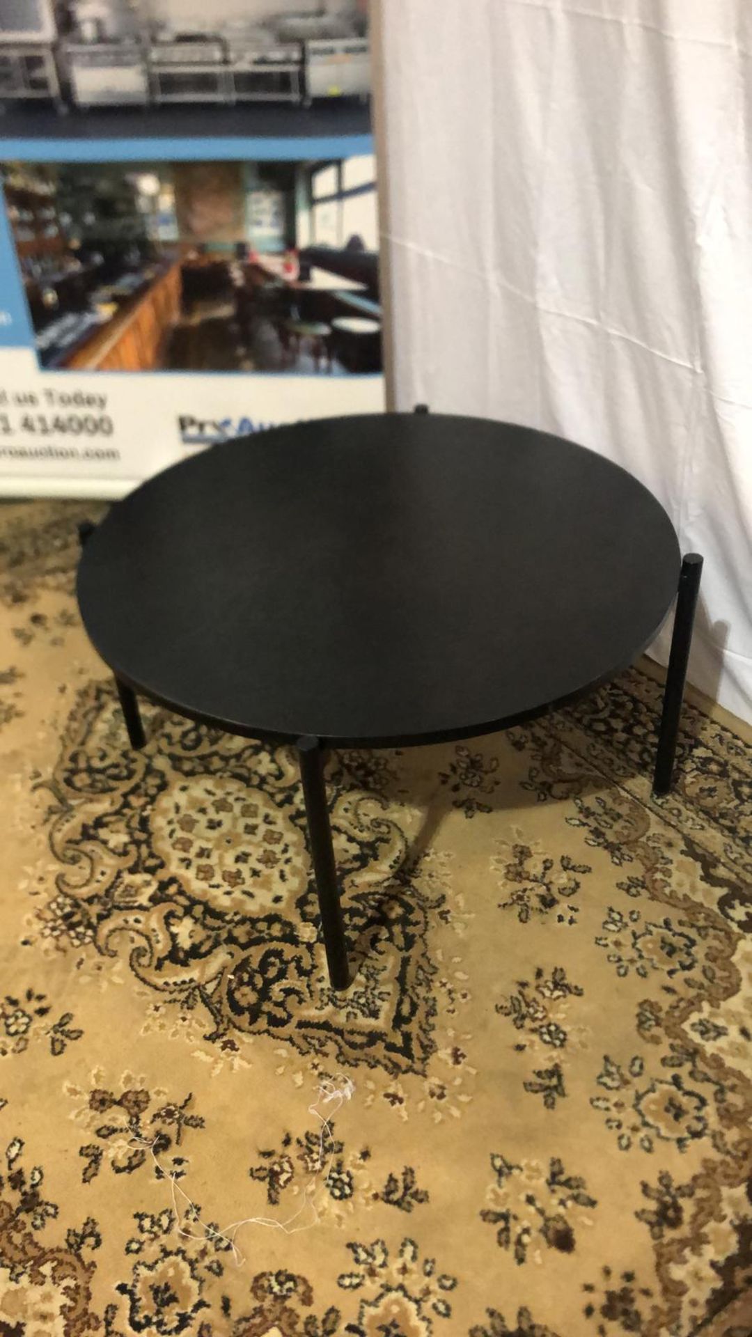 Carbury Coffee Table Black The Carbury Black Coffee Table Is A Beautiful Accent To Your Home - Bild 5 aus 6