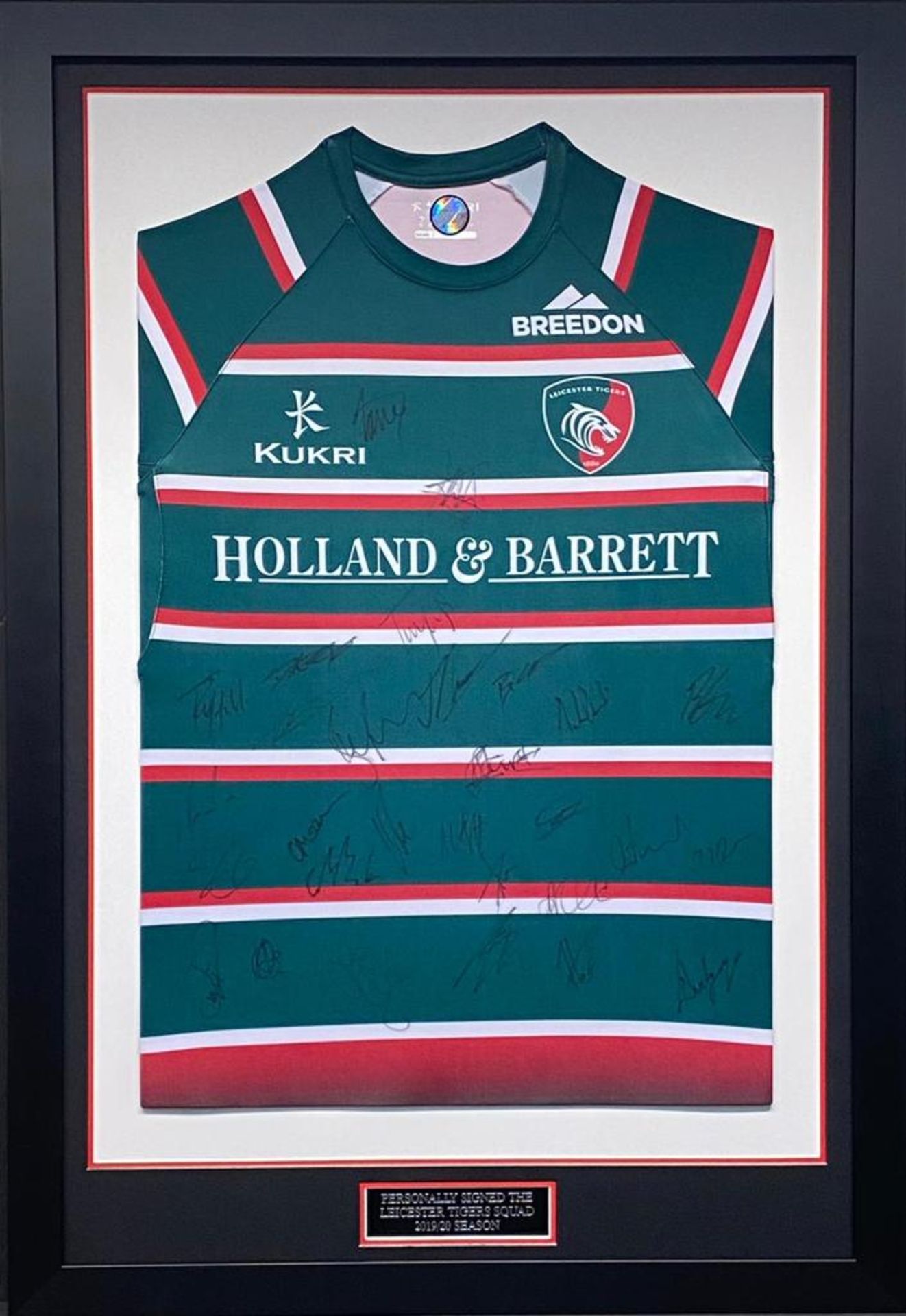 Leicester Tigers Framed Squad Signed 19/20 Rugby Shirt Supplied with Certificate Of Authenticity