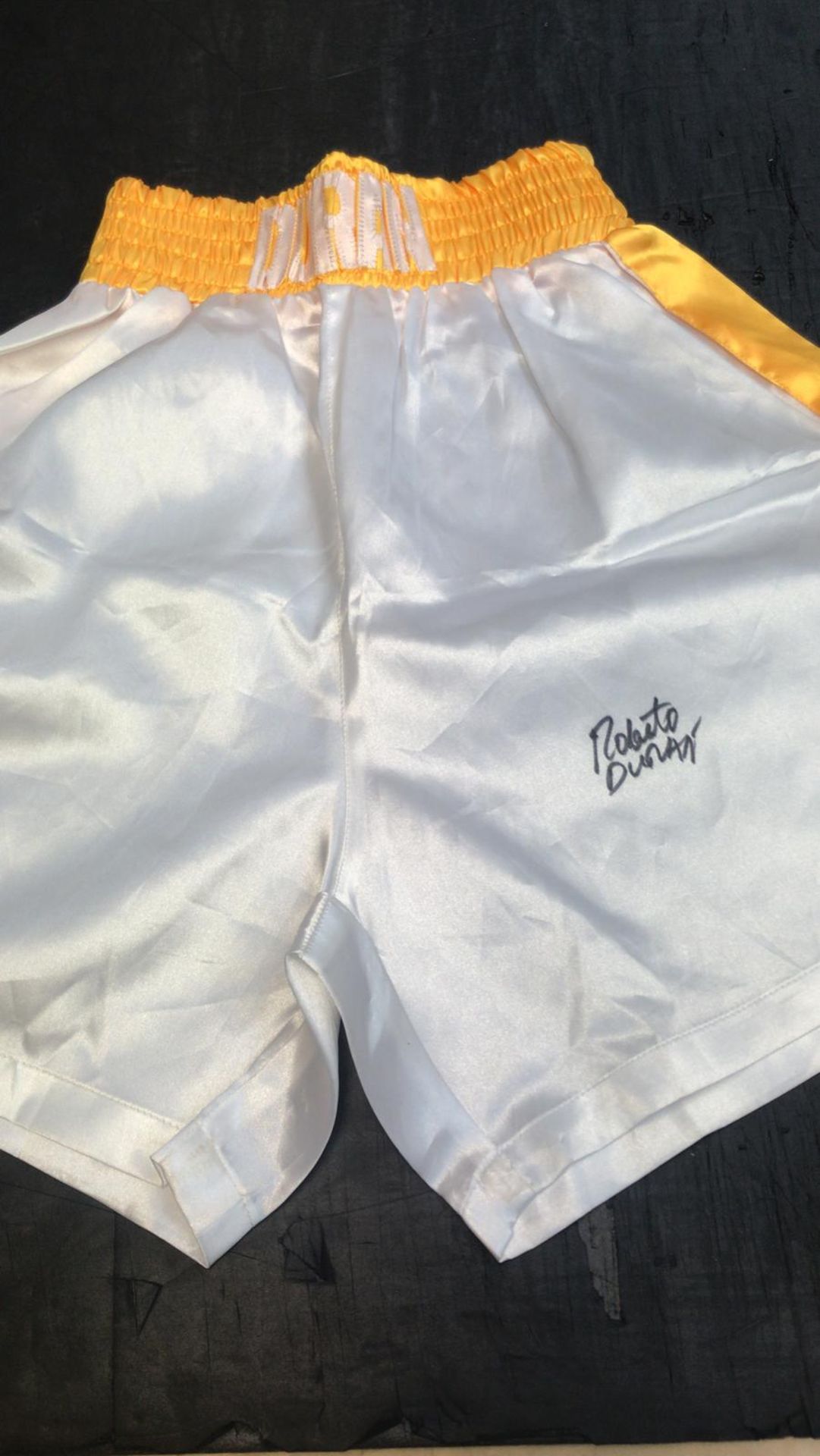 Roberto Duran Signed Boxing Shorts Supplied with Certificate Of Authenticity