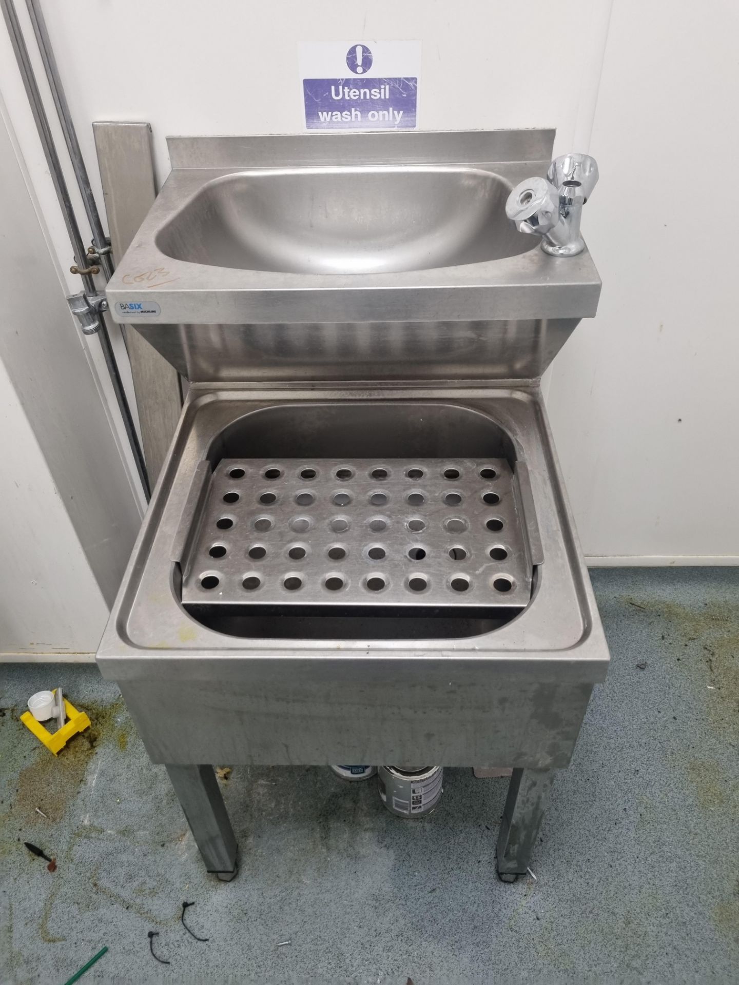 Mechline BaSix 500mm Janitorial Sink With Monobloc Mixer Tap ( Buyers contractor to remove at own