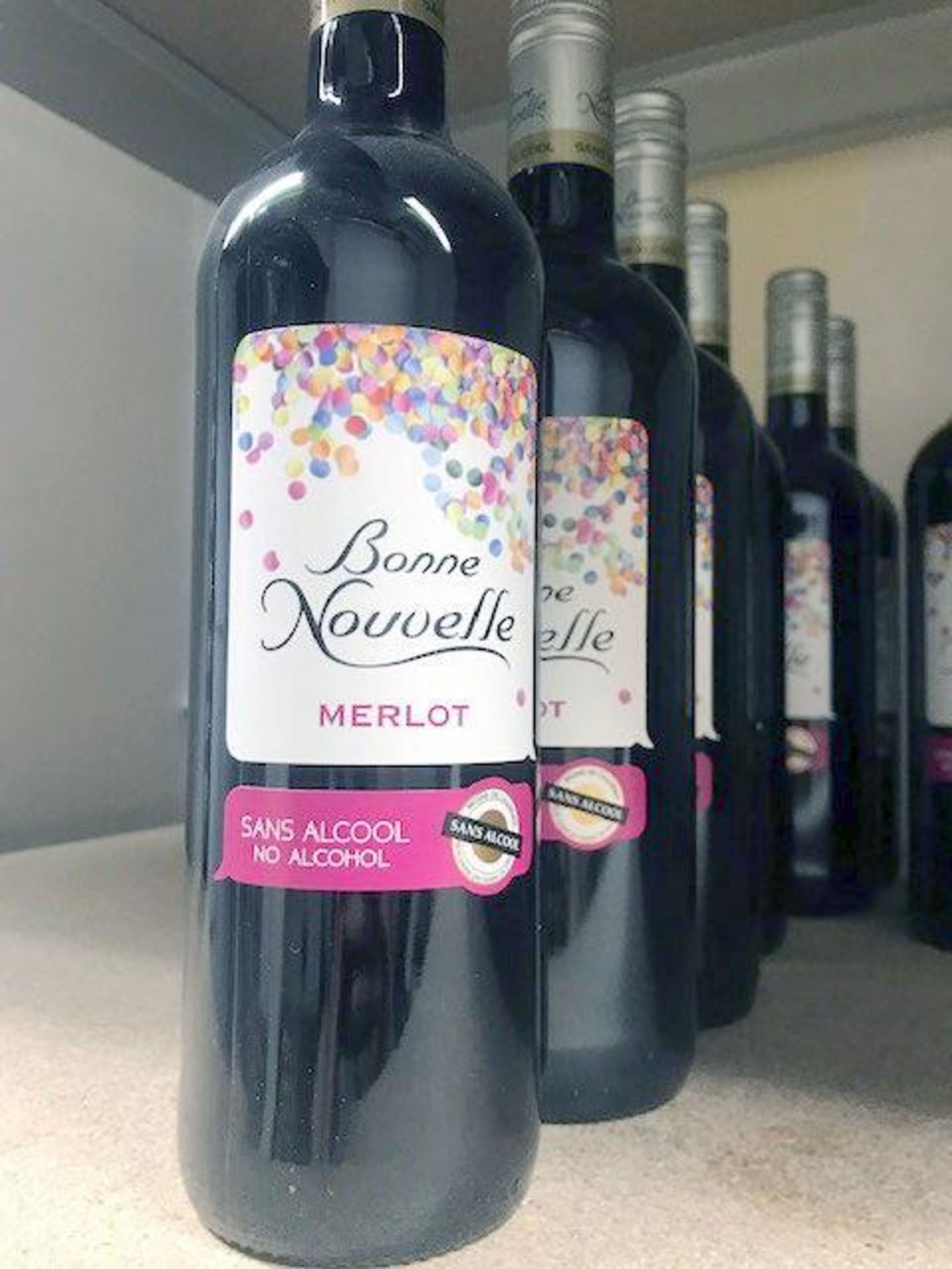Bonne Nouvelle Merlot Sans Alcool - Dealcoholized Wine 750 Ml