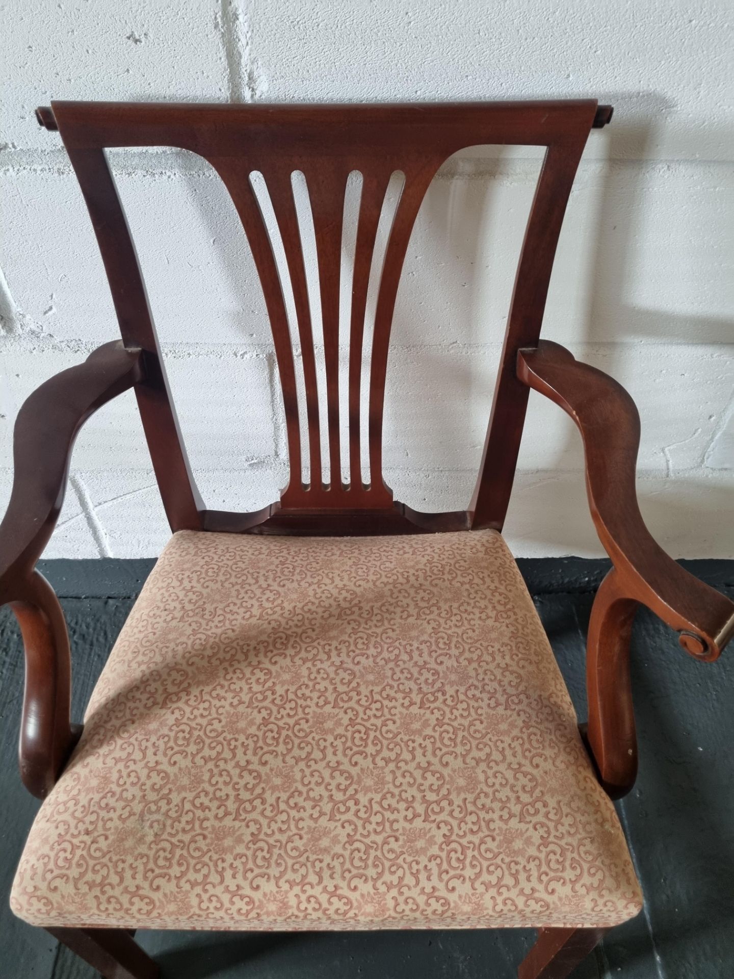 Arthur Brett Mahogany Dining Arm Chair With Spindle Detail To Back And Carved Tapered Front Legs - Image 4 of 5