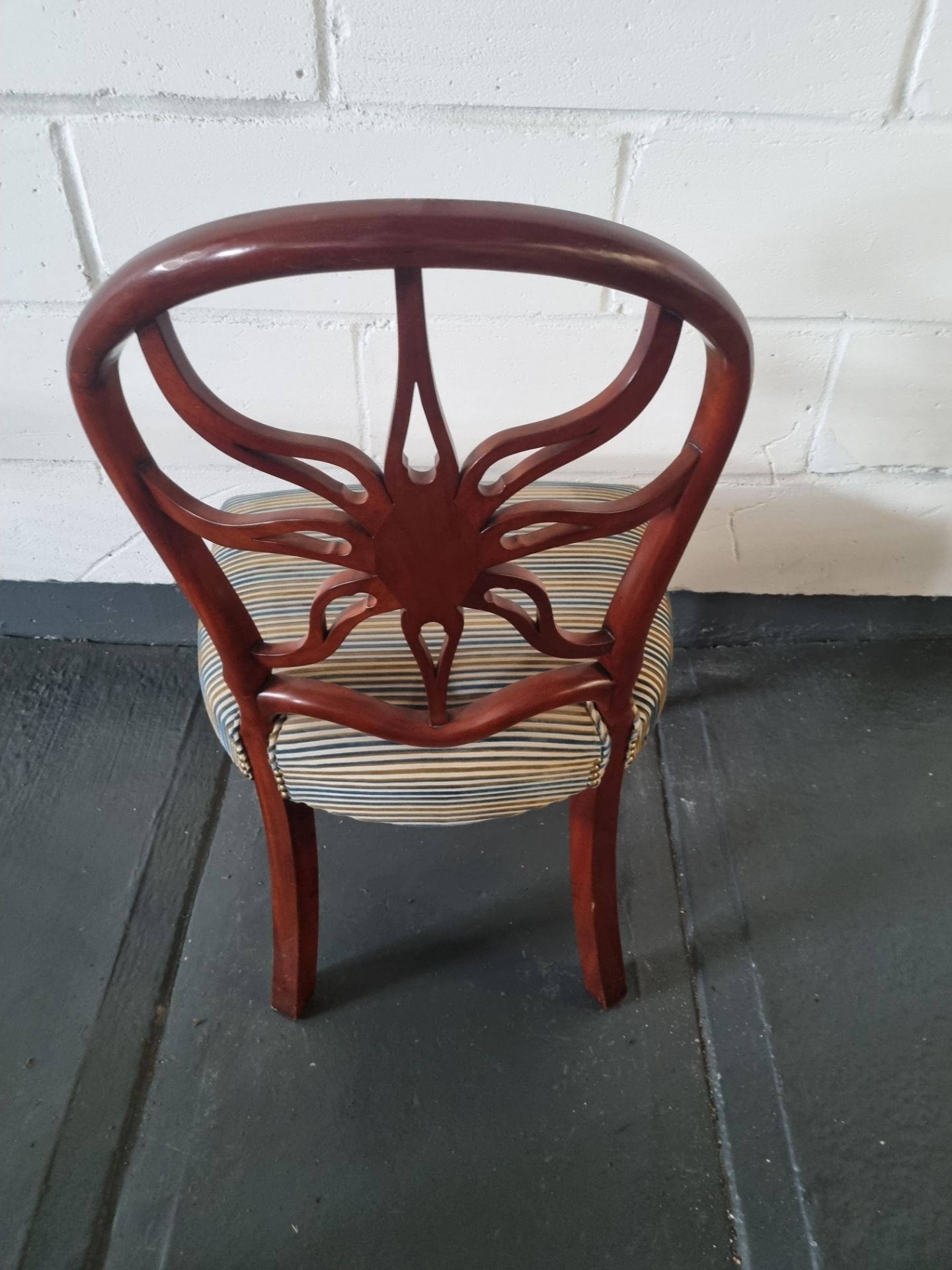 Arthur Brett Mahogany Sunburst Side Chair With Bespoke Blue Striped Patterned Upholstery George - Bild 2 aus 5