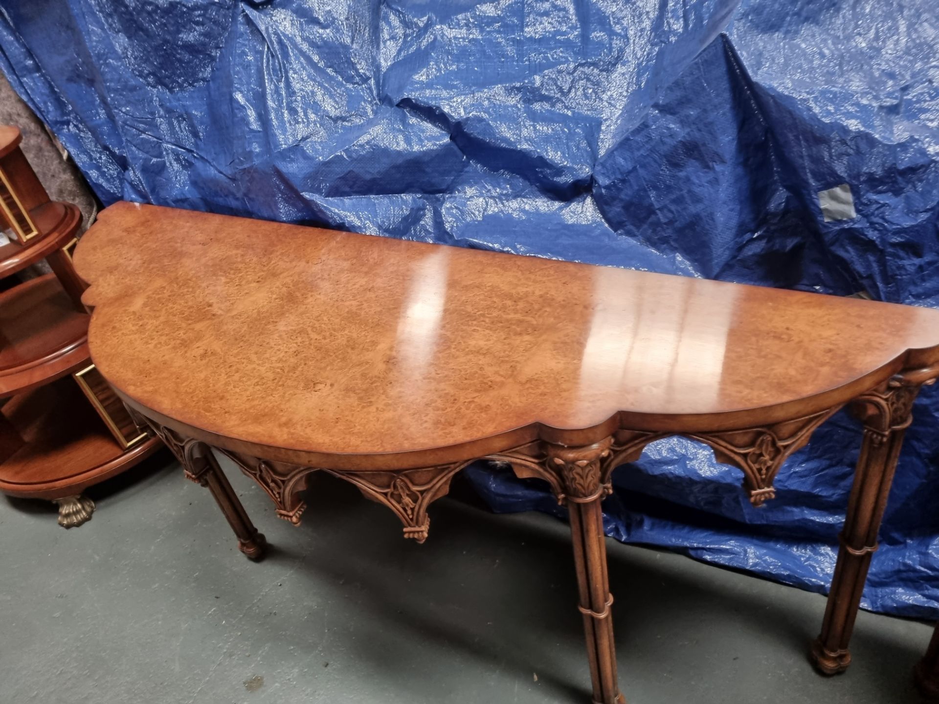 Arthur Brett Burr oak gothic side table Height 84cm width 183cm Depth 57cm - Bild 3 aus 3