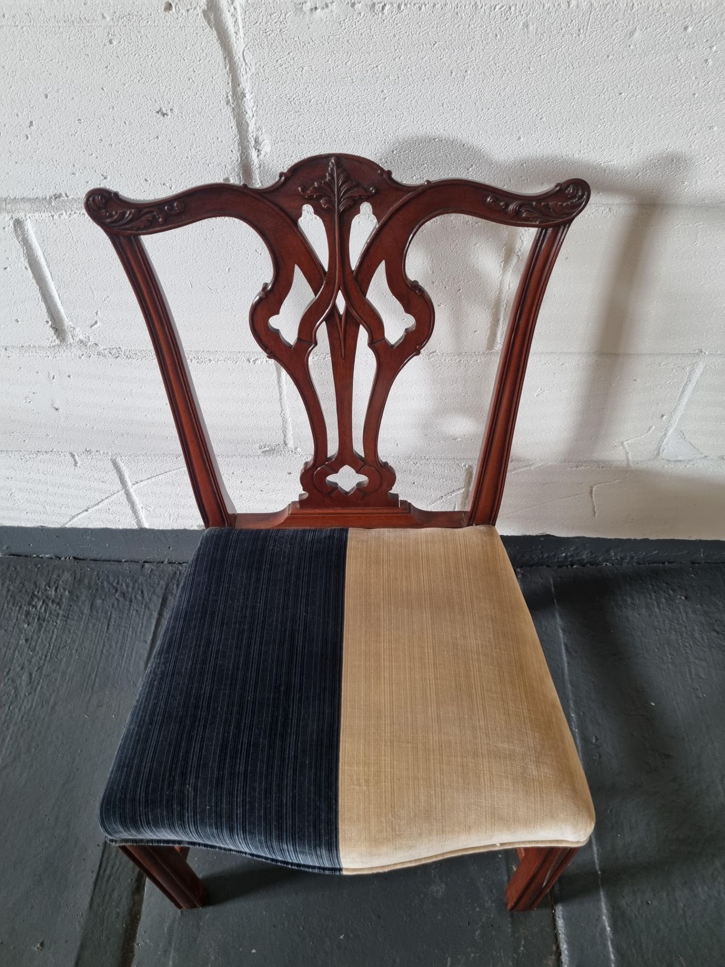 Arthur Brett Georgian-Style Dining Side Chair With Bespoke Cream/Blue Upholstered Beautifully - Image 4 of 5