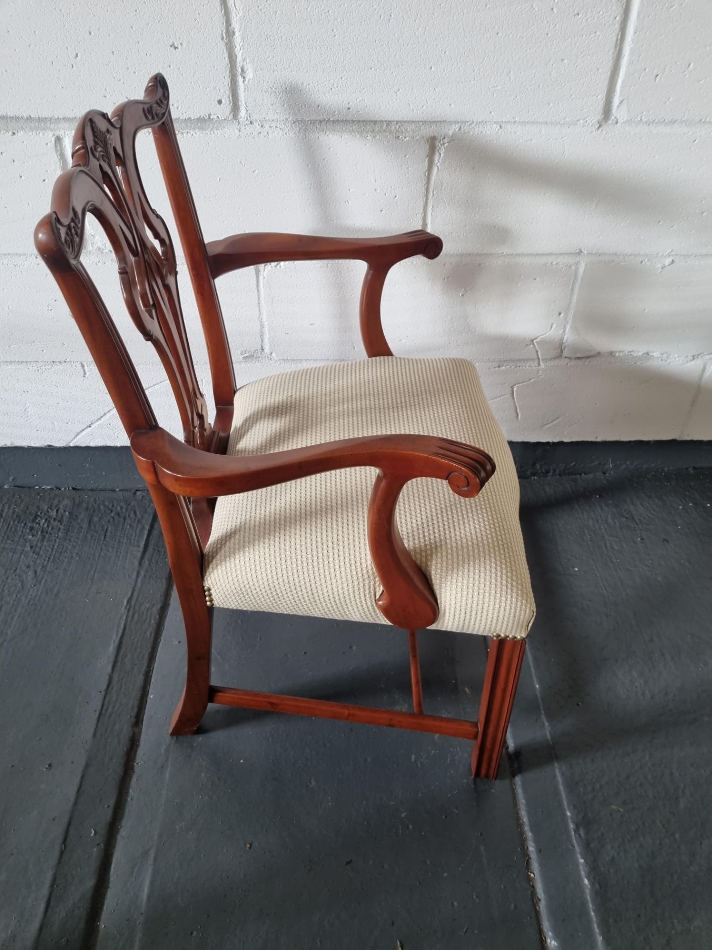 Arthur Brett Georgian-Style Dining Arm Chair With Bespoke Cream Upholstered Seat Beautifully - Image 5 of 5