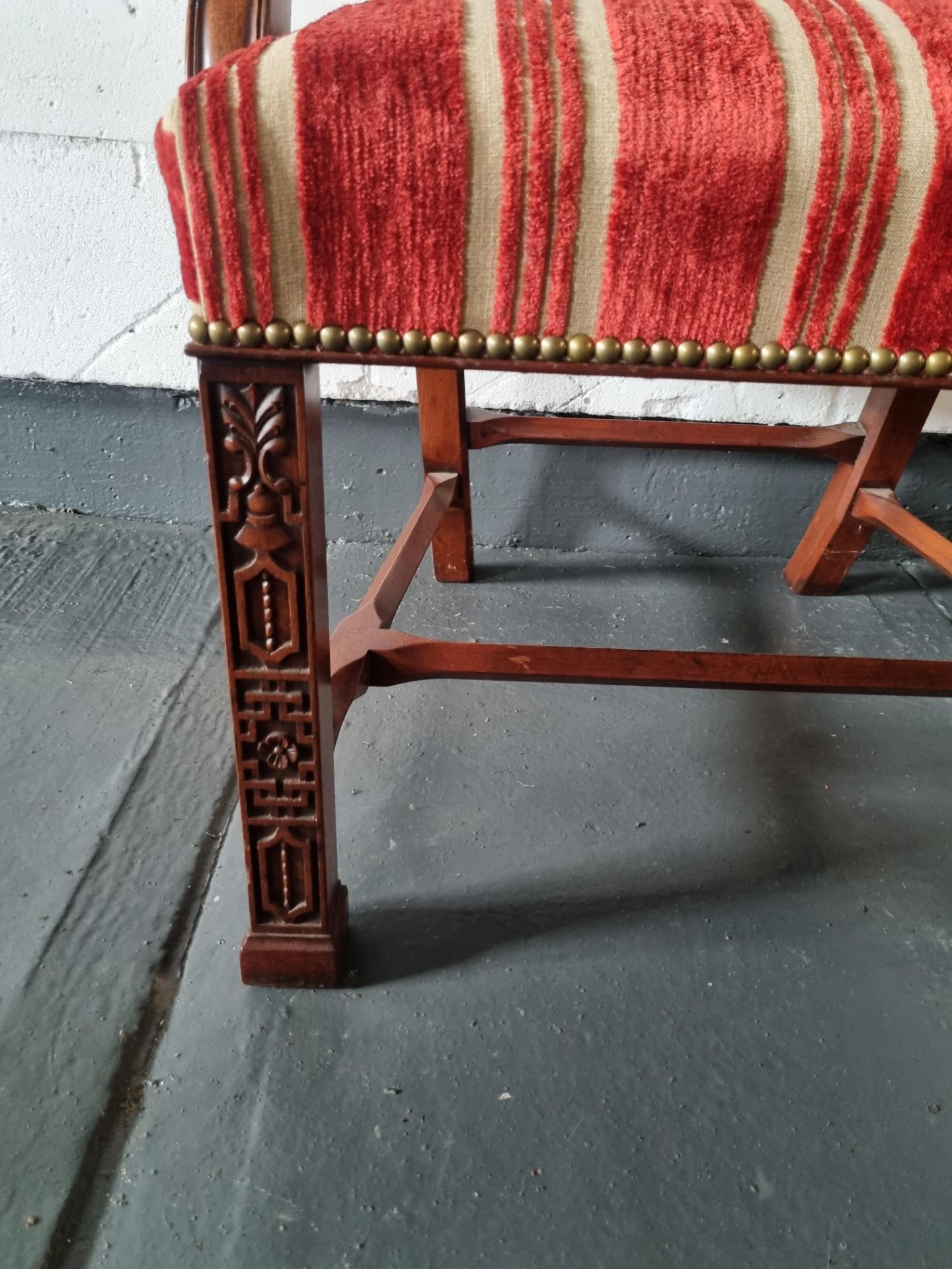 Arthur Brett Mahogany Dining Side Chair With Subtly Carved Detail To Back And Front Legs With A - Image 3 of 5