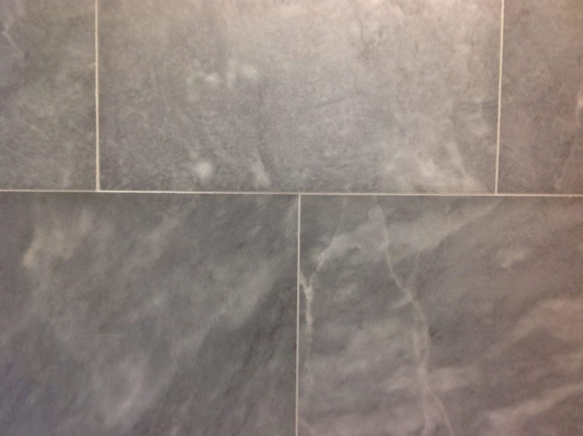 La Castel Grey Marble Honed Approximately 10 M² - Image 3 of 5