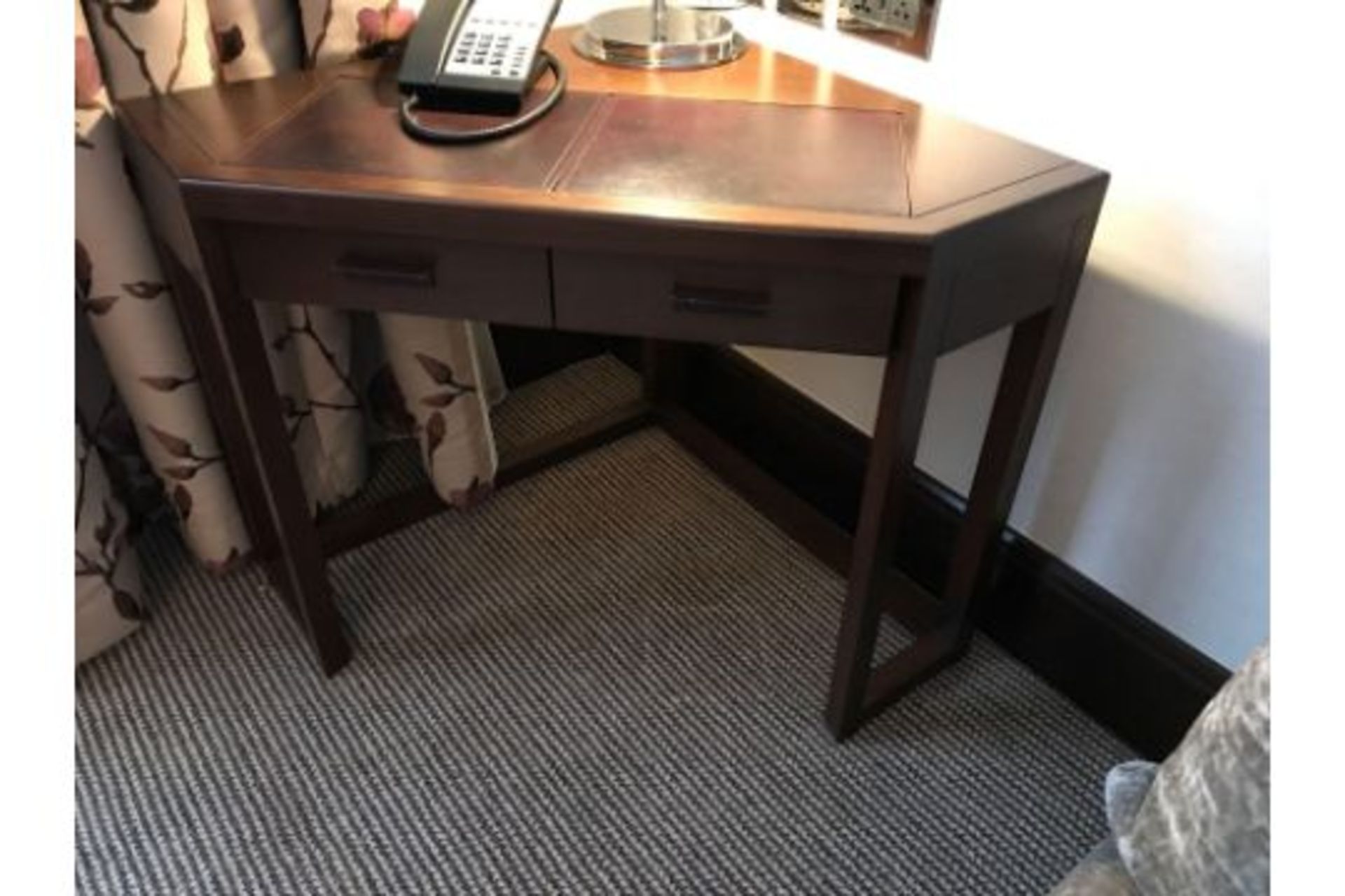 Mahogany 2 Drawer Corner Desk With Leather Inlay Top 115 X75 X 76cm