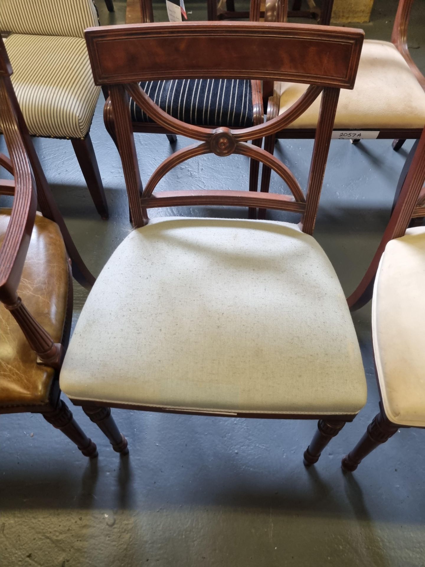6 X Arthur Brett Sheraton-Style Mahogany Upholstered Dining Chairs Featuring A Well Figured Mahogany - Image 5 of 8