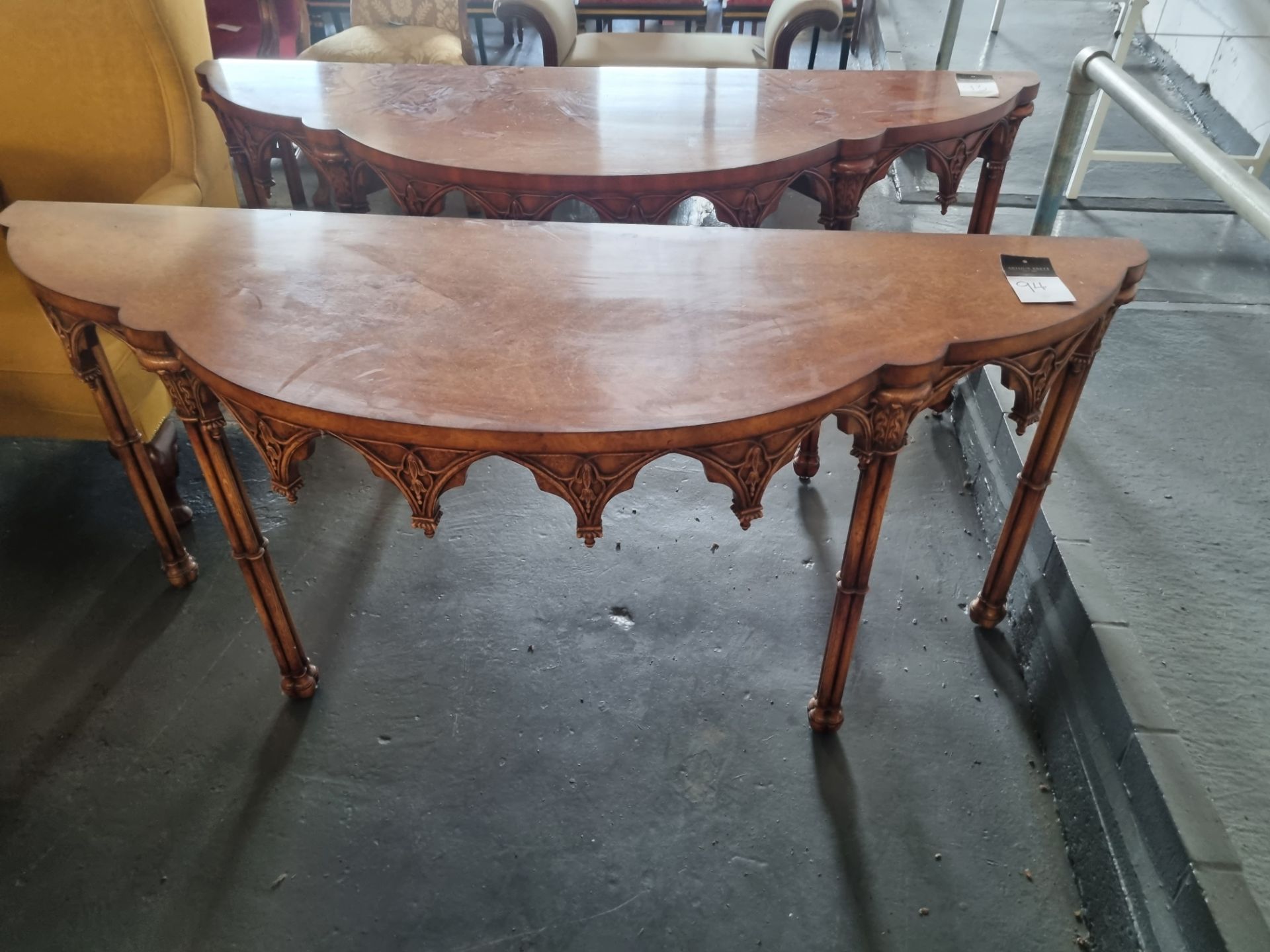 Arthur Brett Burr Oak Gothic Side Table Height 84cm Width 183cm Depth 57cm - Bild 2 aus 2