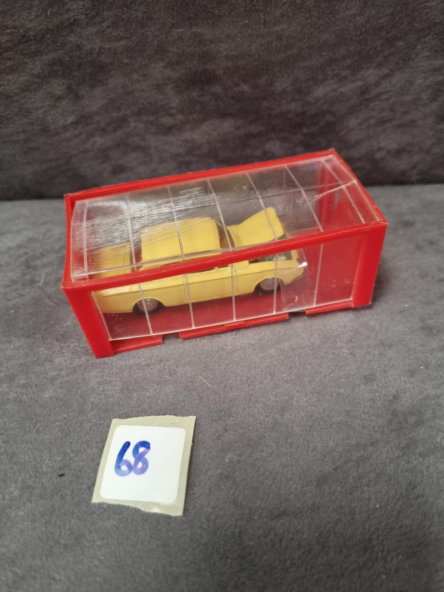 Mini Dinky Diecast #10 Ford Corsair in yellow in case - Bild 2 aus 2