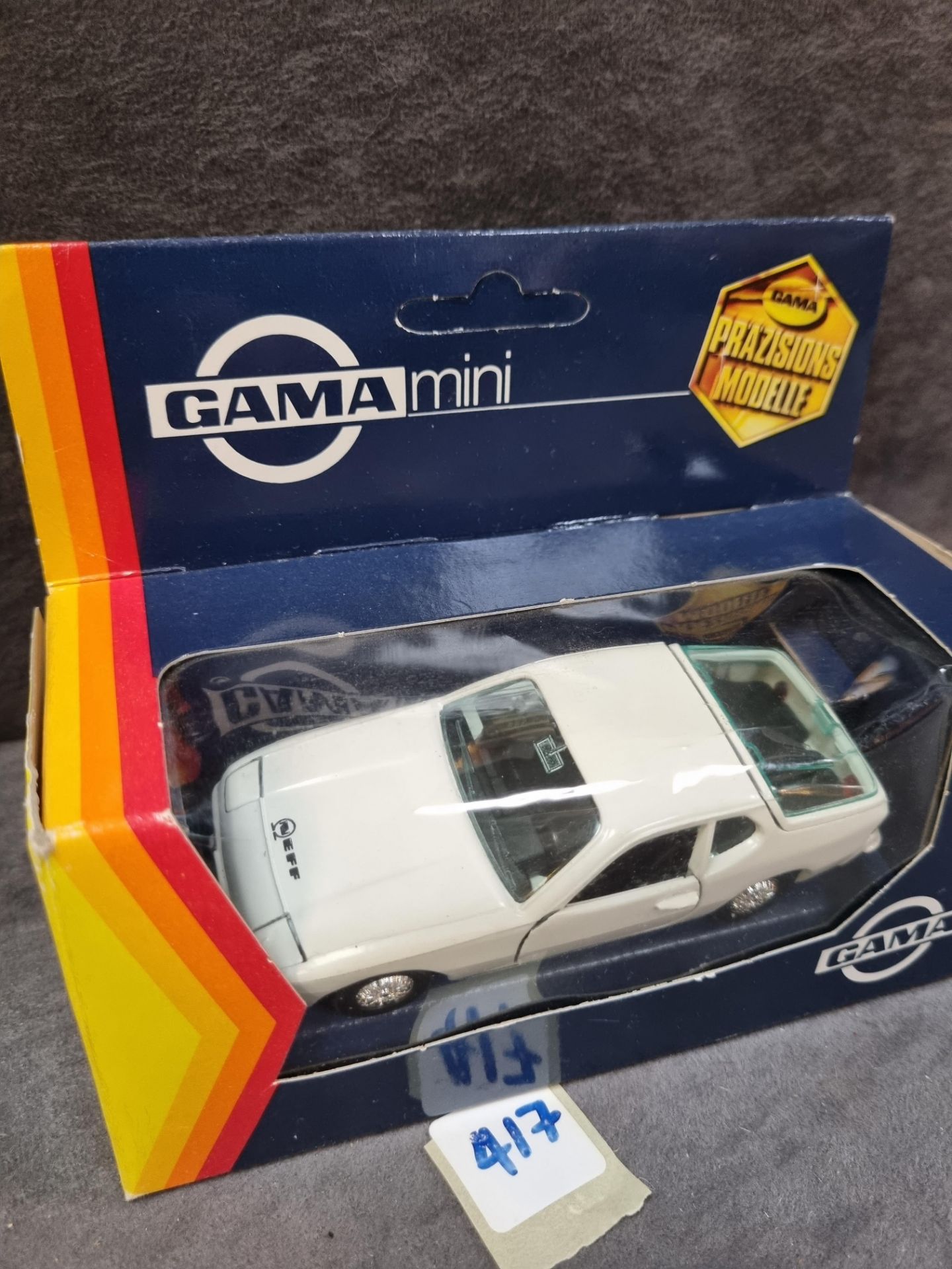 Gama Mini 1/43 Scale Diecast 1111 - Porsche 924 in White in excellent box