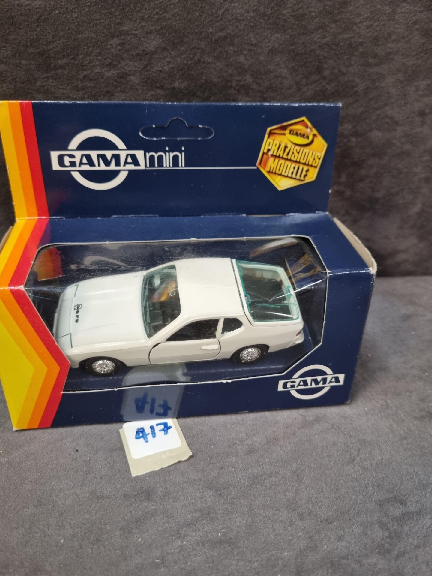Gama Mini 1/43 Scale Diecast 1111 - Porsche 924 in White in excellent box - Bild 2 aus 2