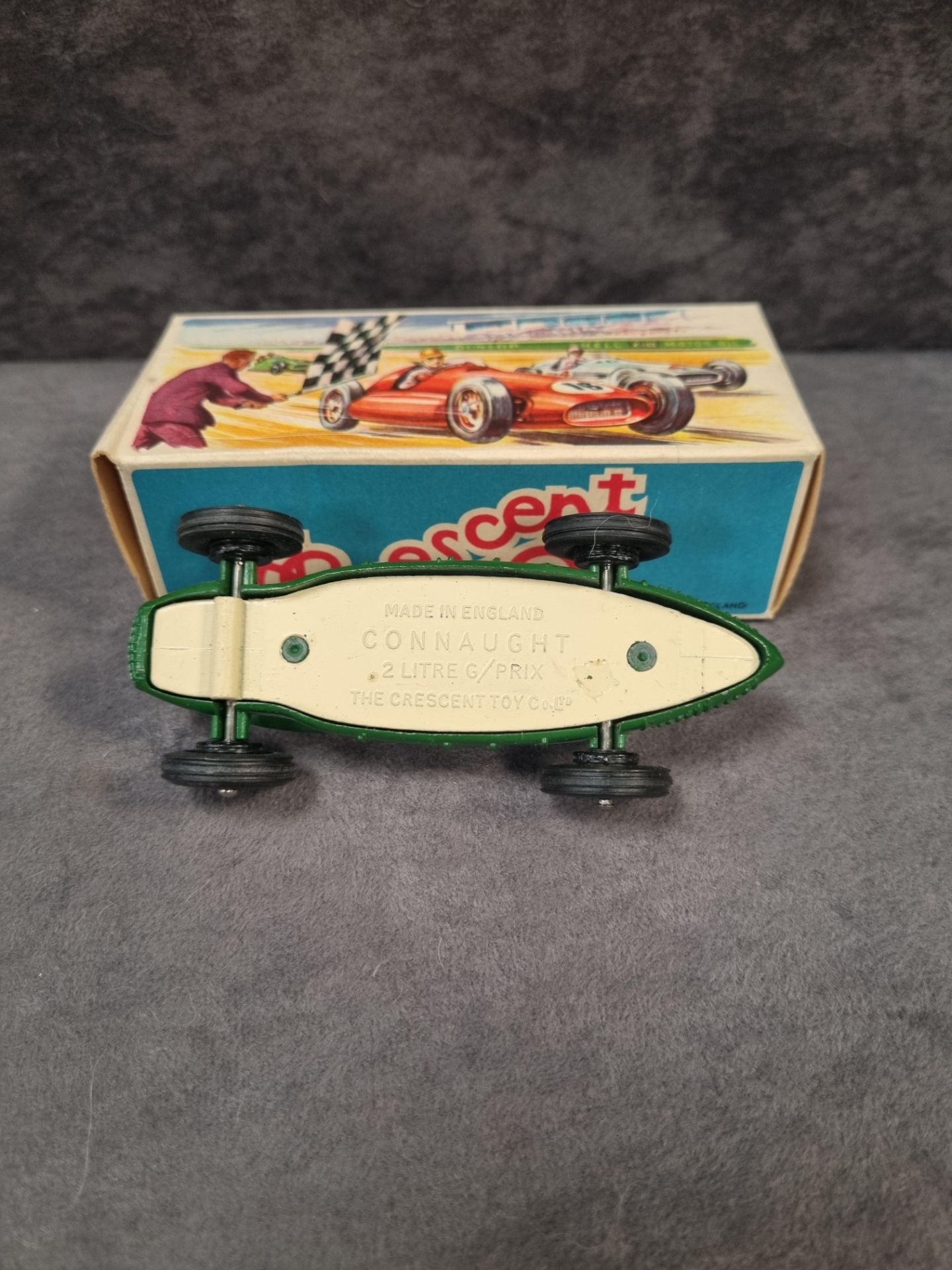 Crescent Toys diecast #1287 Cannuaght 2 Litre in excellent box - Bild 4 aus 5