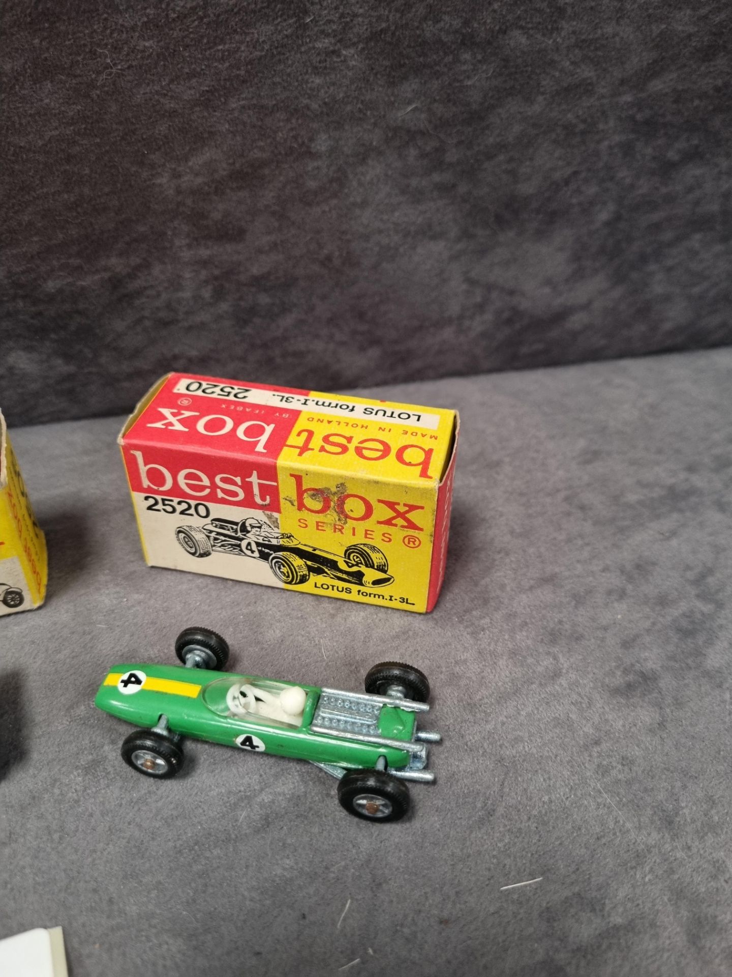 3x boxed Best Box diecast vehicles, comprising of; 2x#2520 Lotus Form I-3L & # 2505 T-Ford 1919 - Bild 2 aus 5