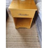 2x Pine One Drawer Bedside Cabinets W 430mm D 520mm H 580mm (4)