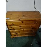 Pine Chest Of Drawers With 4 Drawers W 890mm D 380mm H830mm (42)