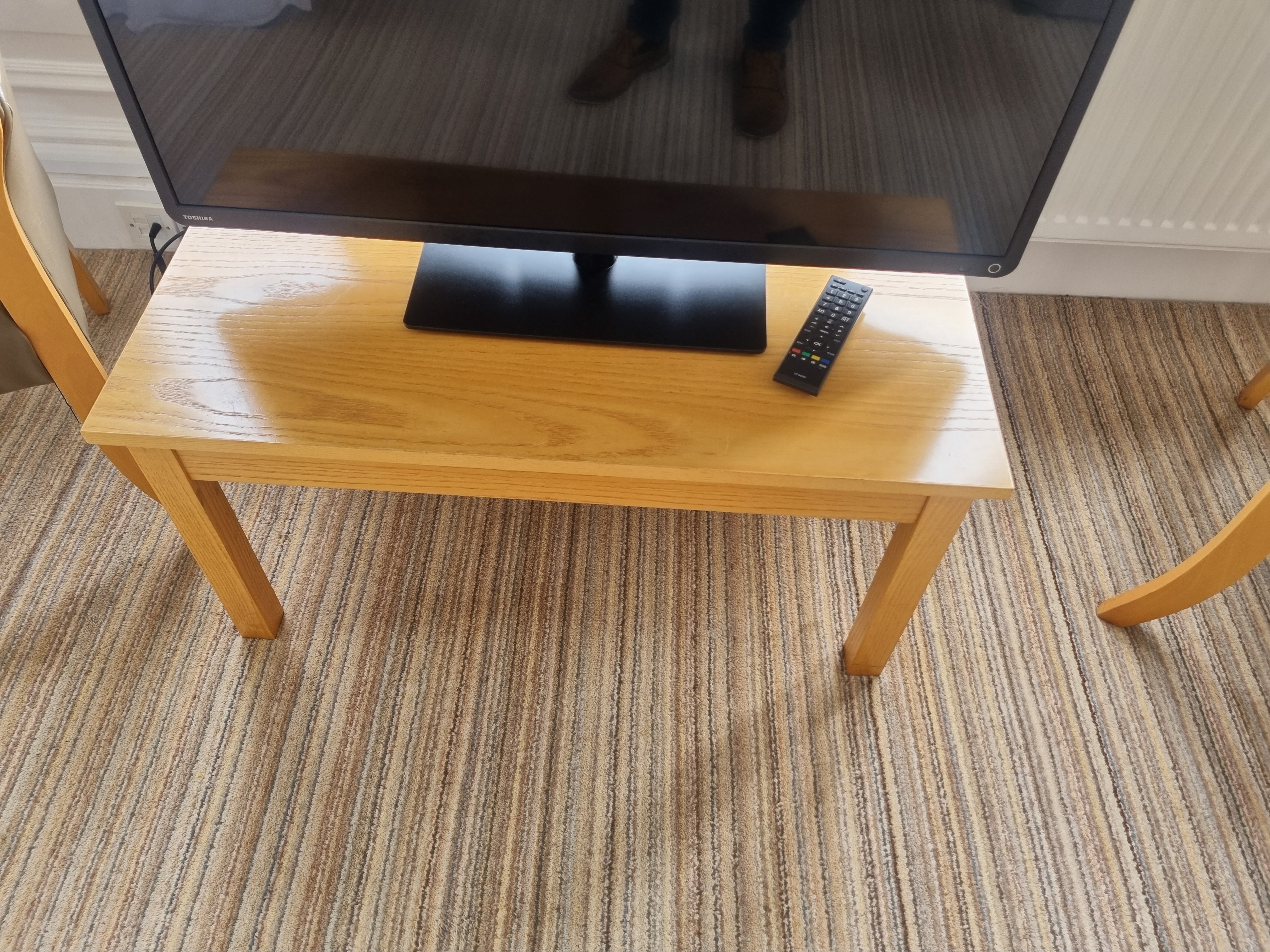 Pine Coffee Table W 900mm D550mm H450mm (10)