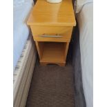 A Pair Of Pine One Drawer Bedside Cabinets W 320mm D 520mm H 580mm (18)