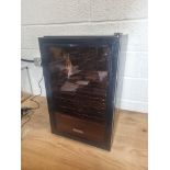 Baumatic model BW287BL wine cooler single glass door 65 liter SN 13170238