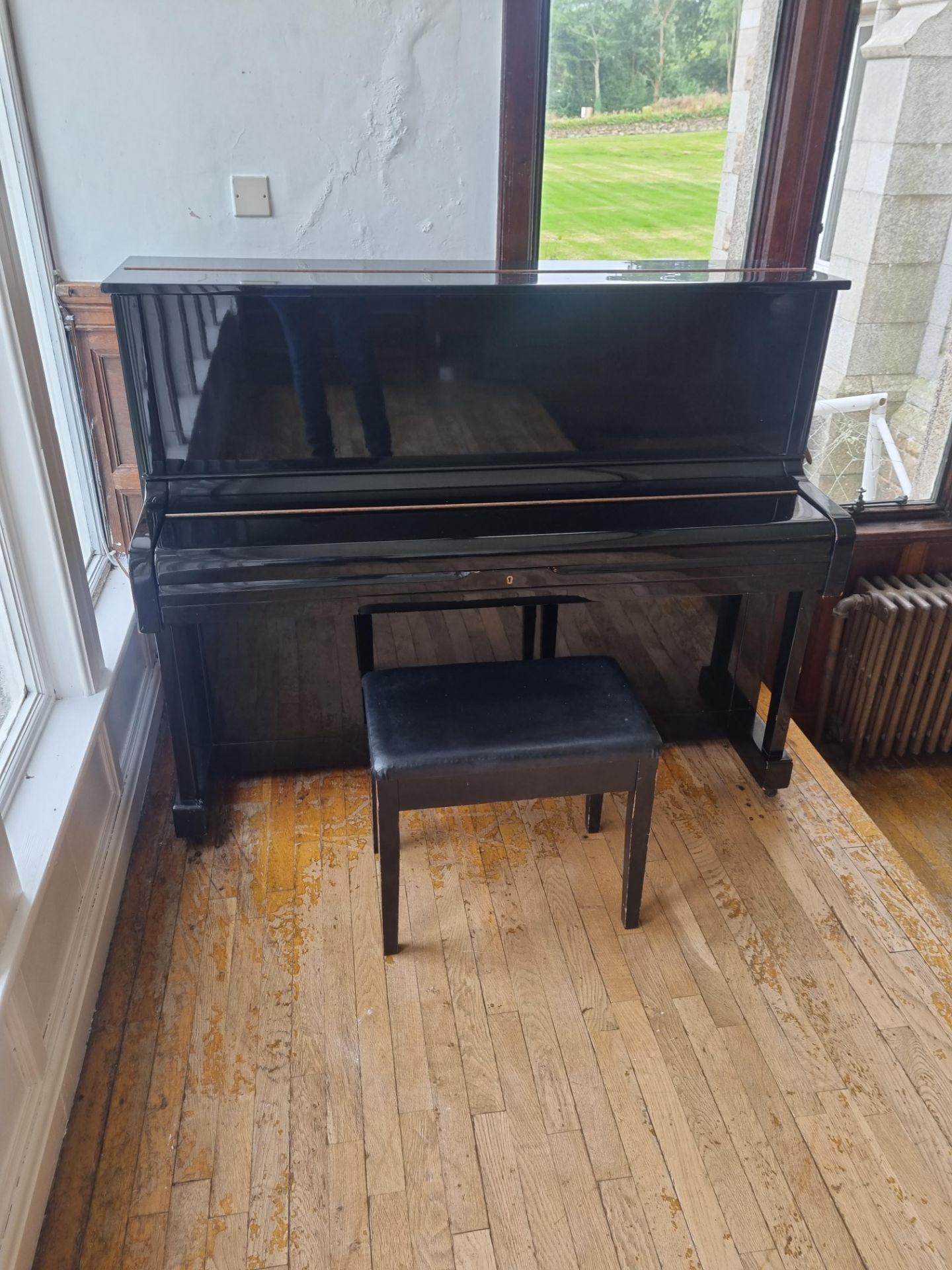 Young Chang Akki Co. Korea Model U-1 Upright Strung Piano In Black Laquer Complete With Piano - Bild 8 aus 9