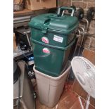 3x Rubbermaid Bins