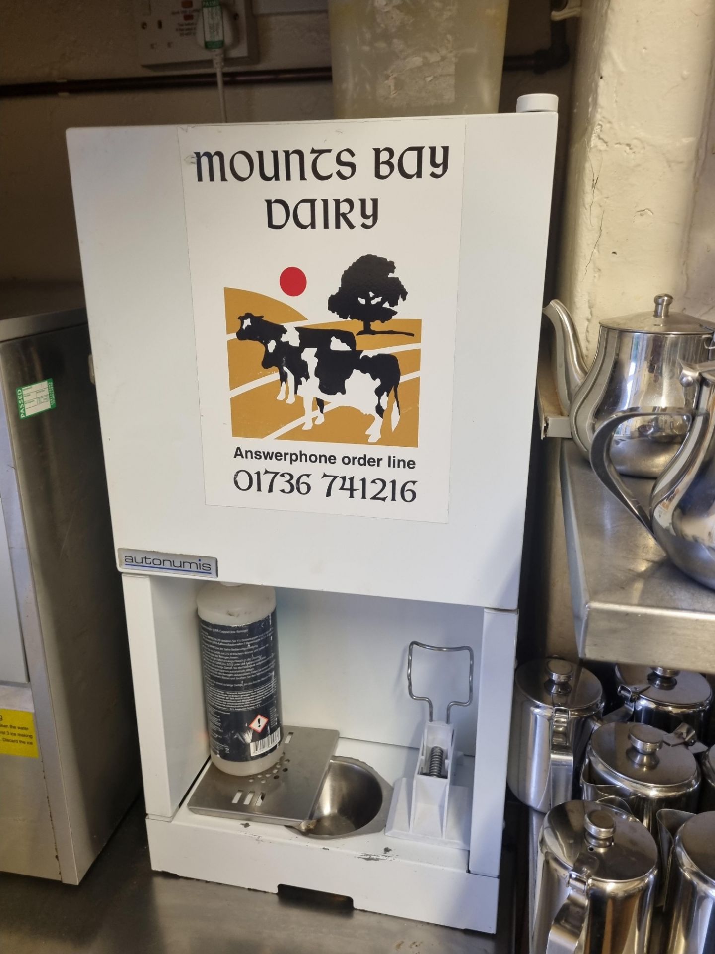Autonumis Milk Dispenser Chiller