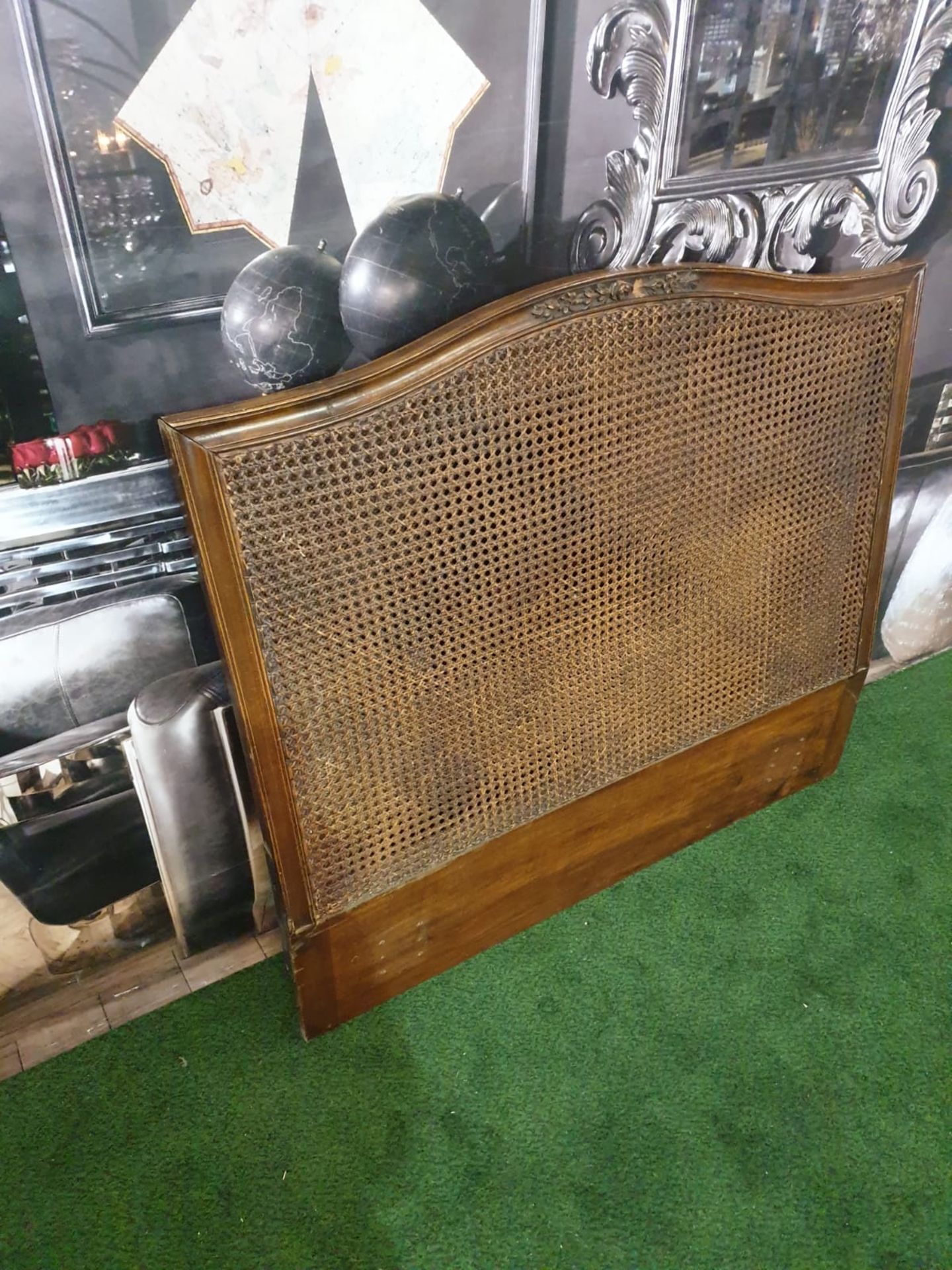 A mahognay framed with leather mesh inset panel headboard 97 x 89cm - Image 3 of 5