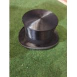 Lincoln Bennett & Co Hunters black silk Top hat in Leather case