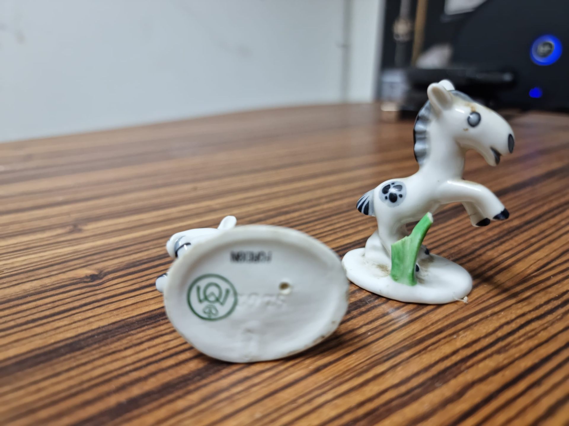 A pair of Vintage Metzler & Ortloff Germany glazed porcelain ponies with makers mark stamped Foreign - Image 4 of 4