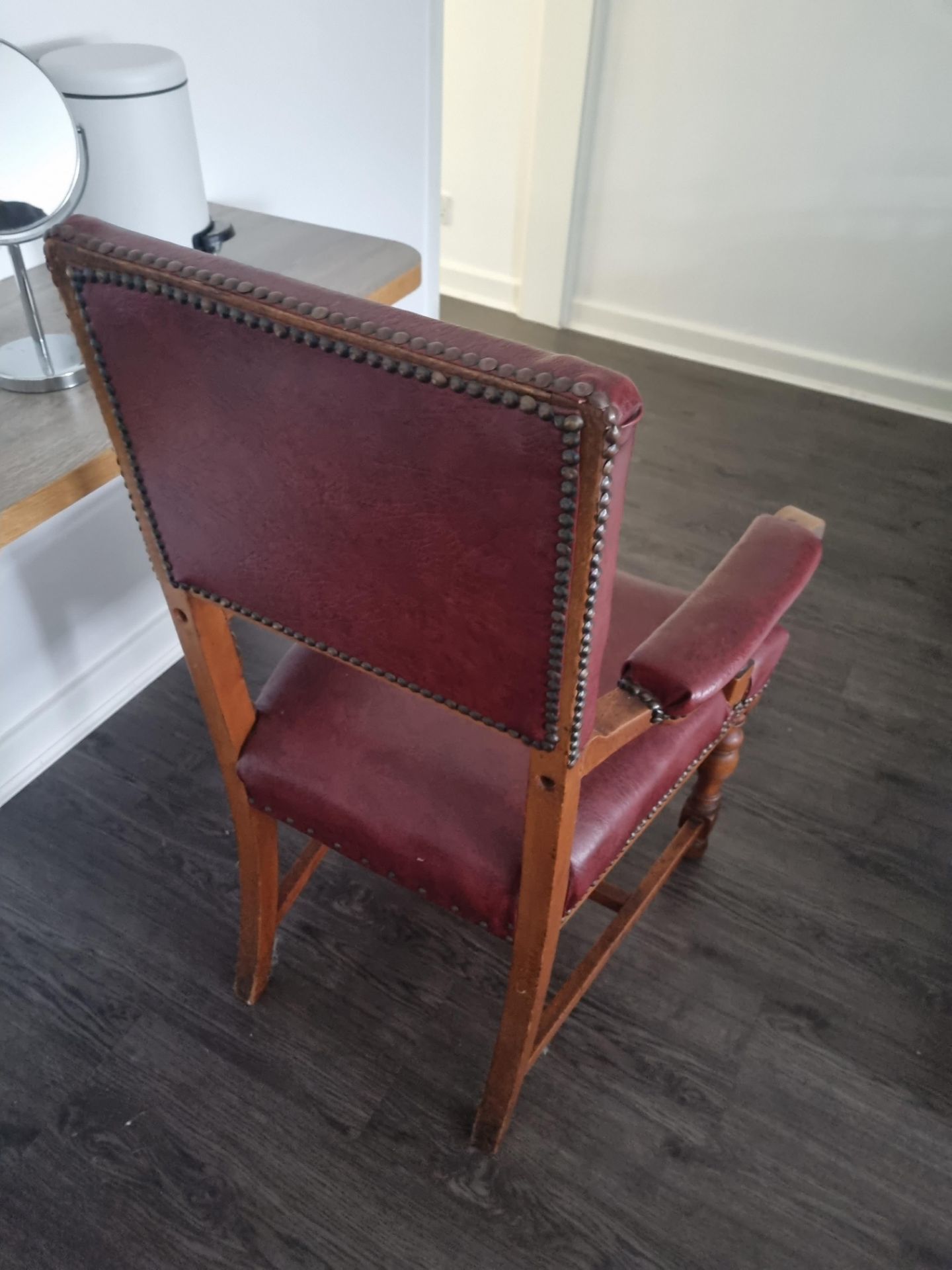 Red Leather Arm Chair With Studded Detal On Carved Legs With Stretcher W 460mm D 520mm H 1050mm - Image 2 of 2