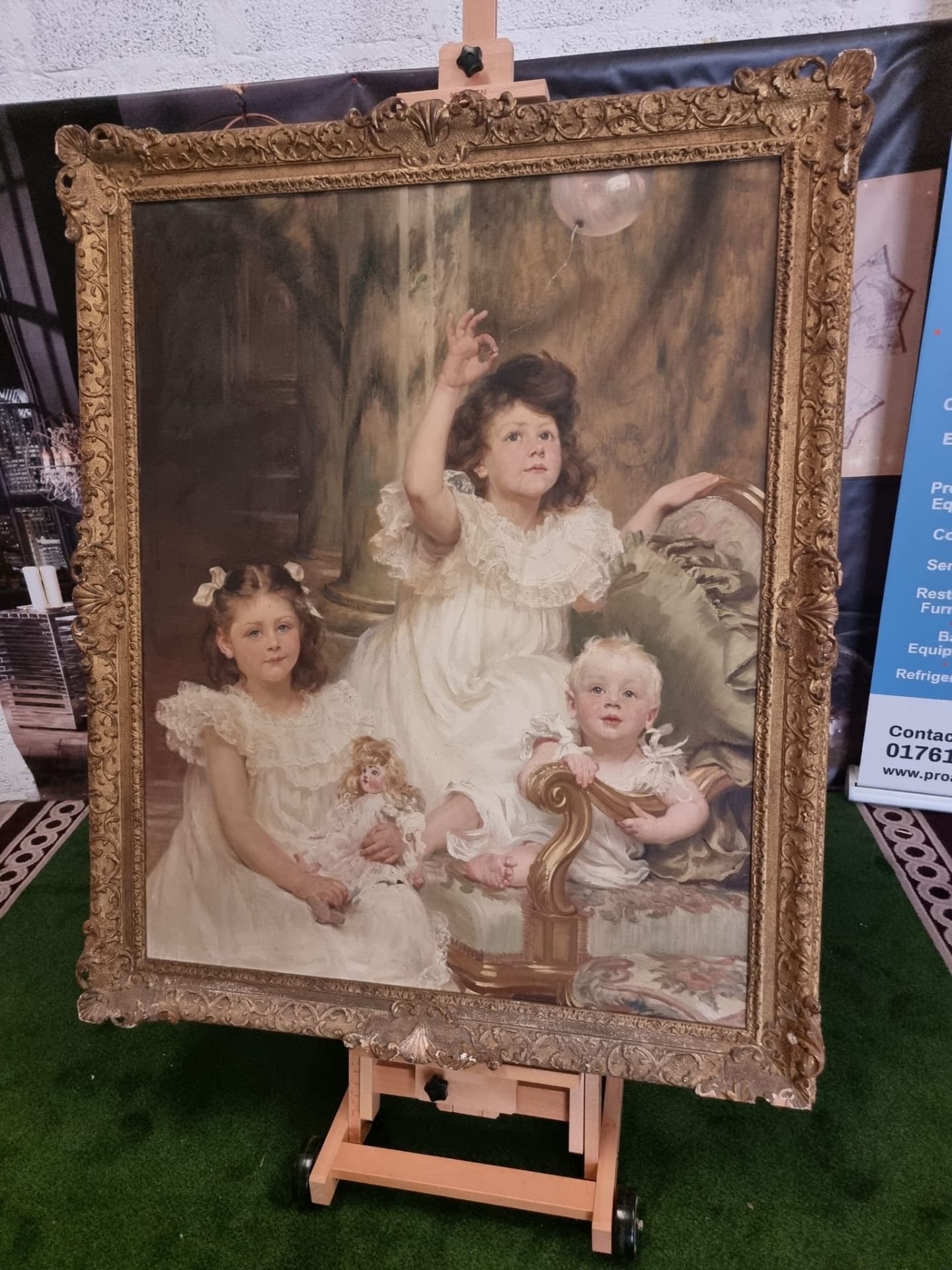 Framed oil on canvas Portrait of 3 Children with balloon and doll in subject. In ornate gilt and - Bild 2 aus 9