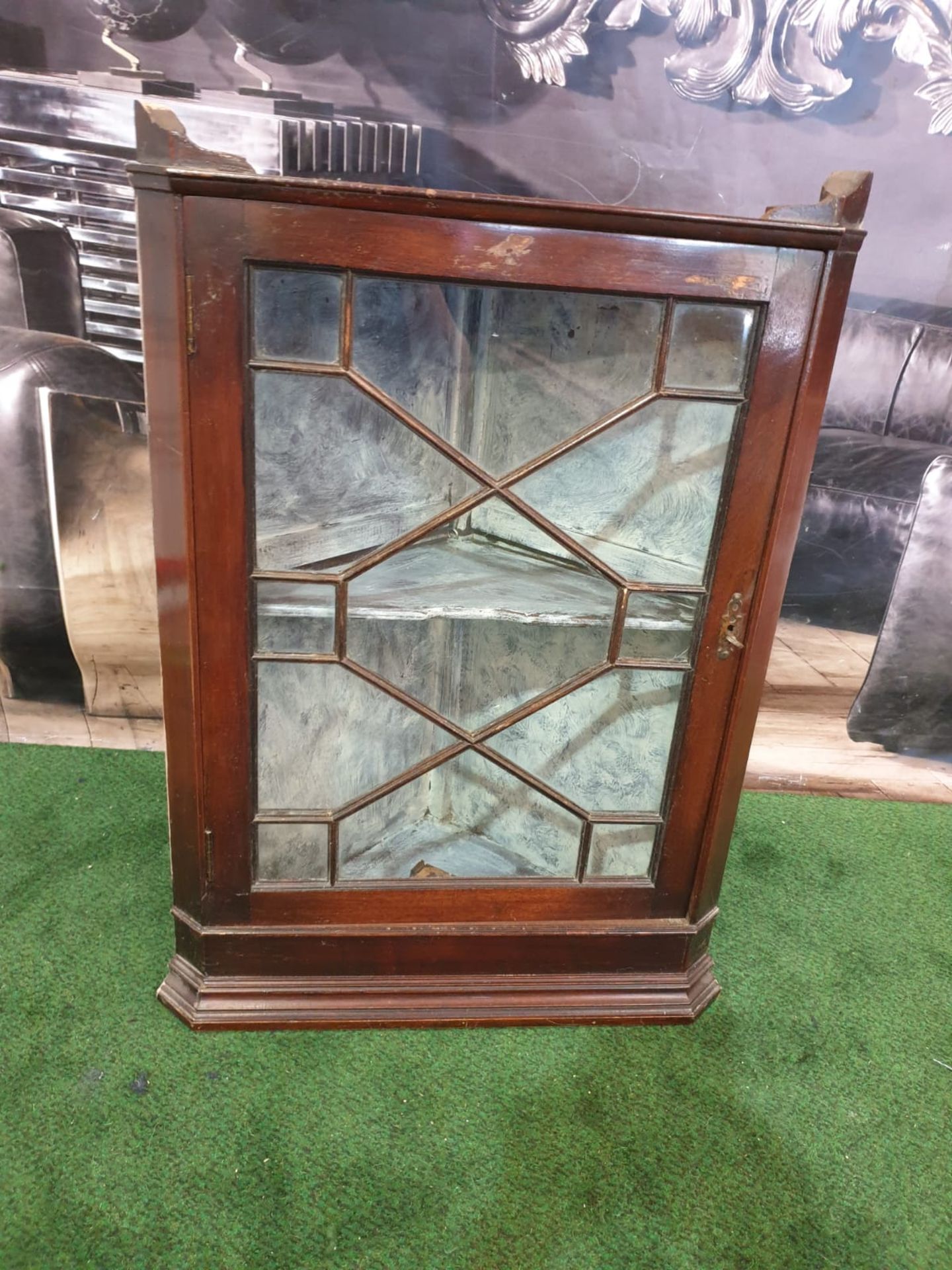 Mahogany glass corner cabinet top plinth a single glaszed door interior with two shelves 53 x 37 x