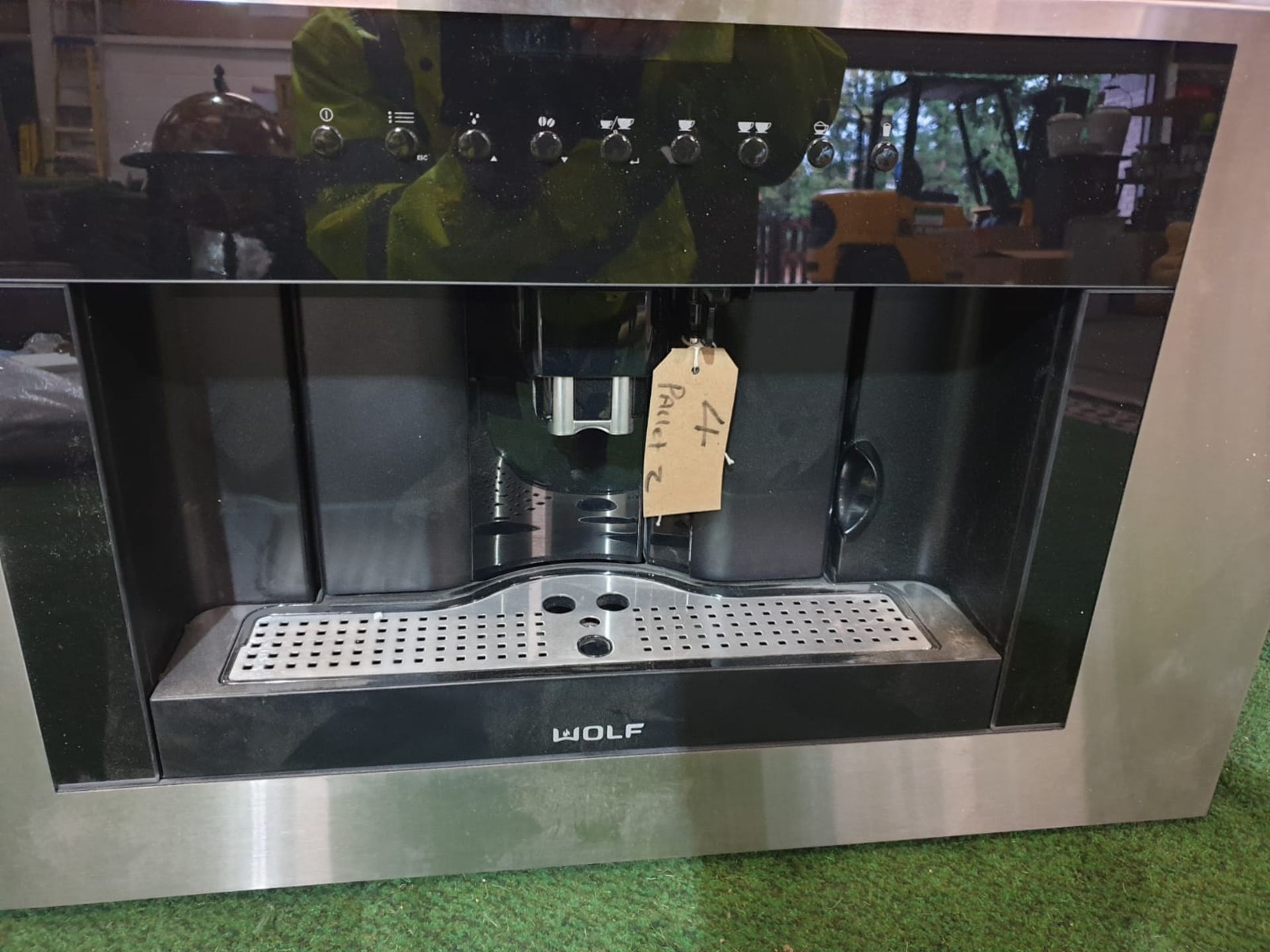 Wolf ICBEC30TM-B Built In Coffee Machine - Stainless Steel The M Series Transitional Coffee System - Image 2 of 3